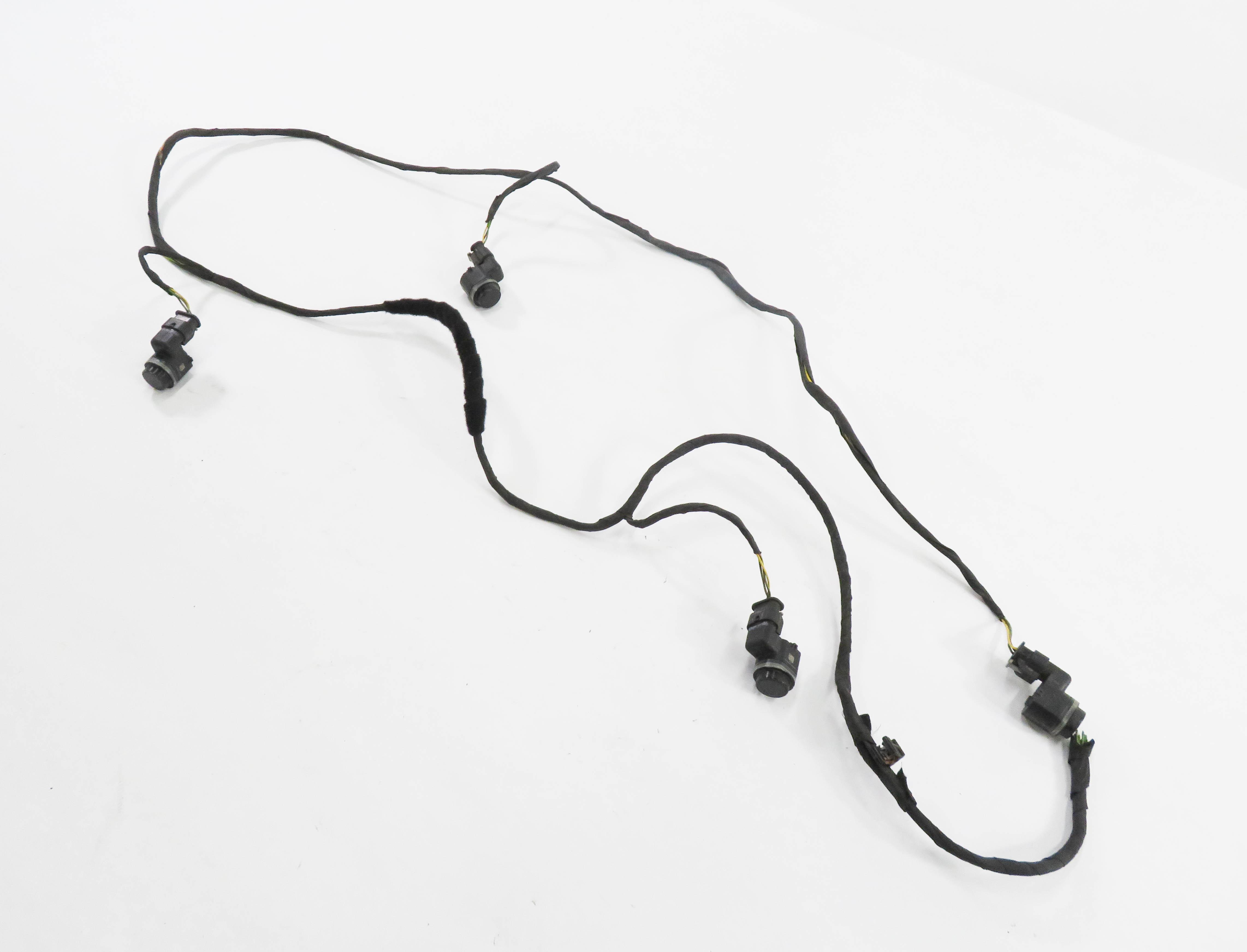 2014 BMW 535D (F10) REAR PDC PARK DISTANCE SENSOR SET w/ HARNESS (BLACK 475) — exact item pictured