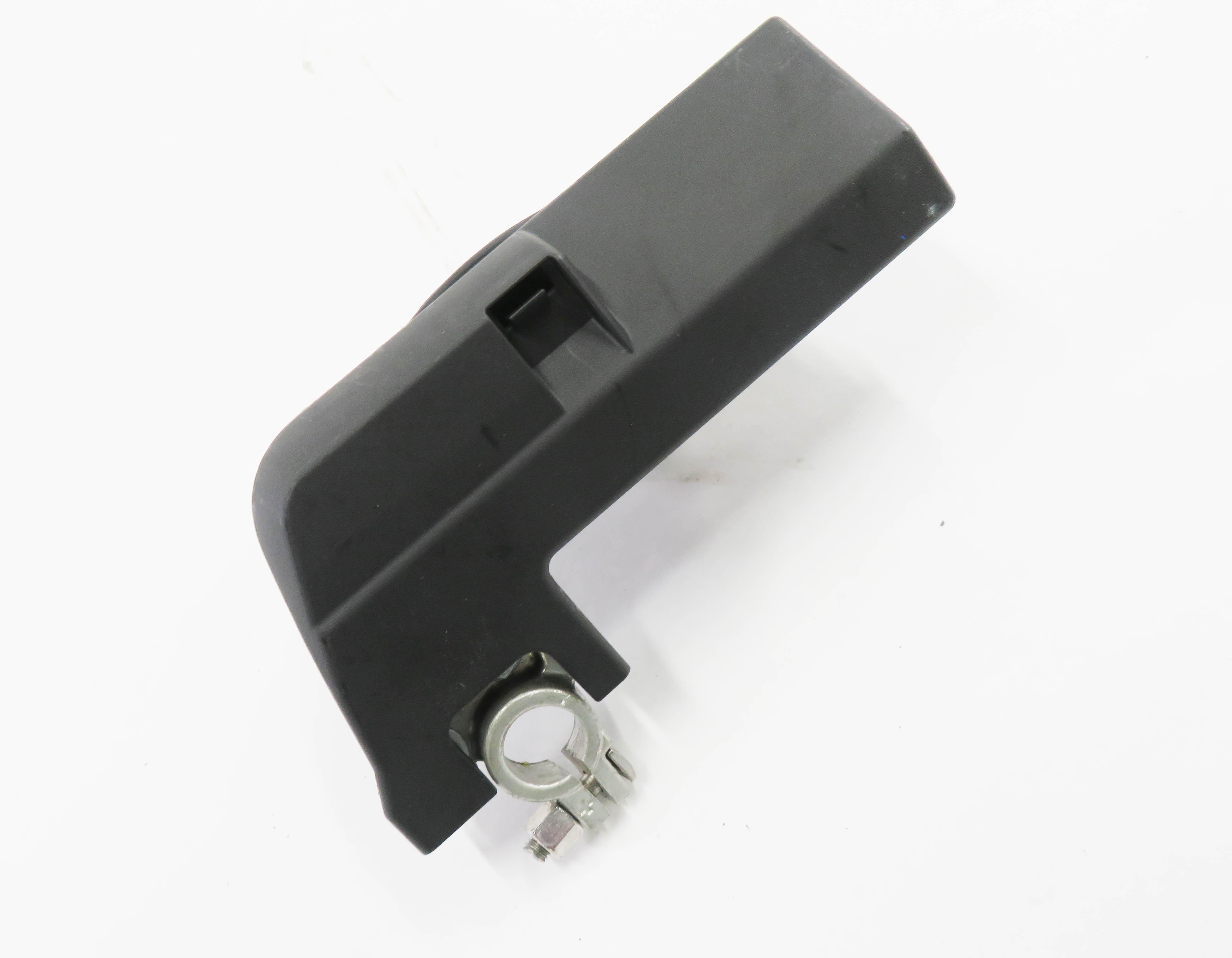 2012 AUDI A6 (C7) POSITIVE BATTERY TERMINAL OVERLOAD PROTECTION MODULE — exact item pictured