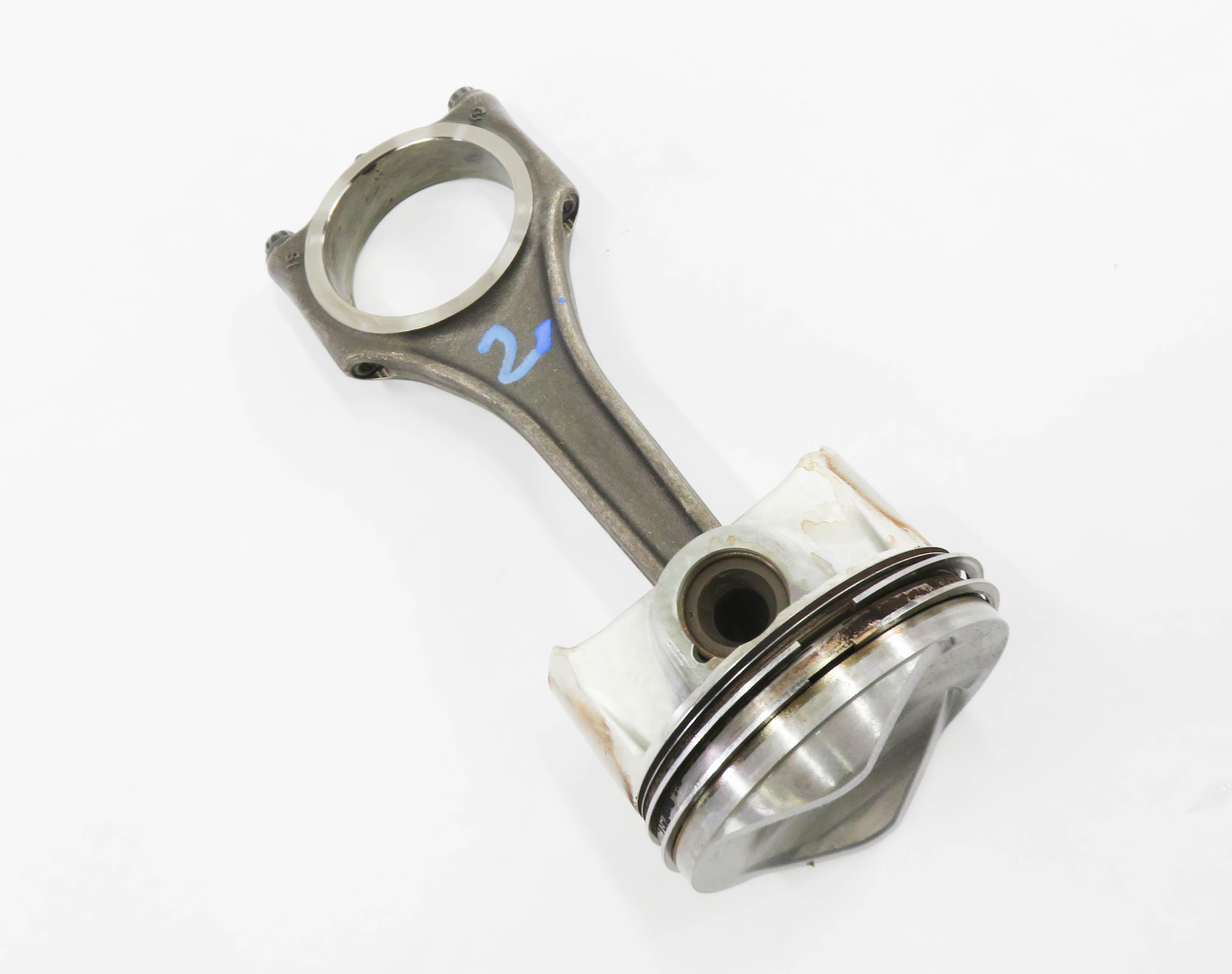 2011-2018 PORSCHE CAYENNE PANAMERA (958 970 G1) 3.0L - LEFT ENGINE PISTON w/ ROD — exact item pictured