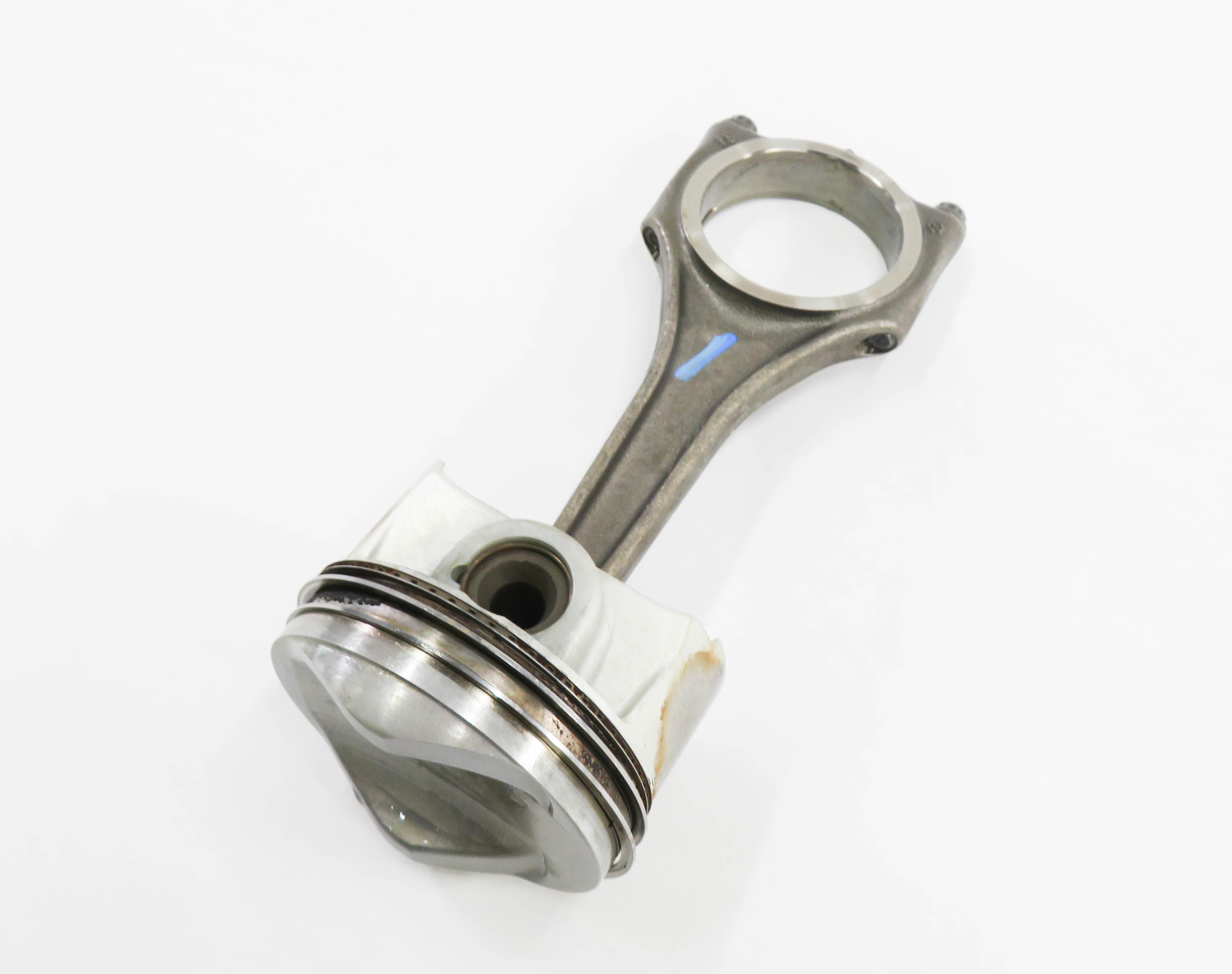 2011-2018 PORSCHE CAYENNE PANAMERA (958 970 G1) 3.0L - LEFT ENGINE PISTON w/ ROD — exact item pictured