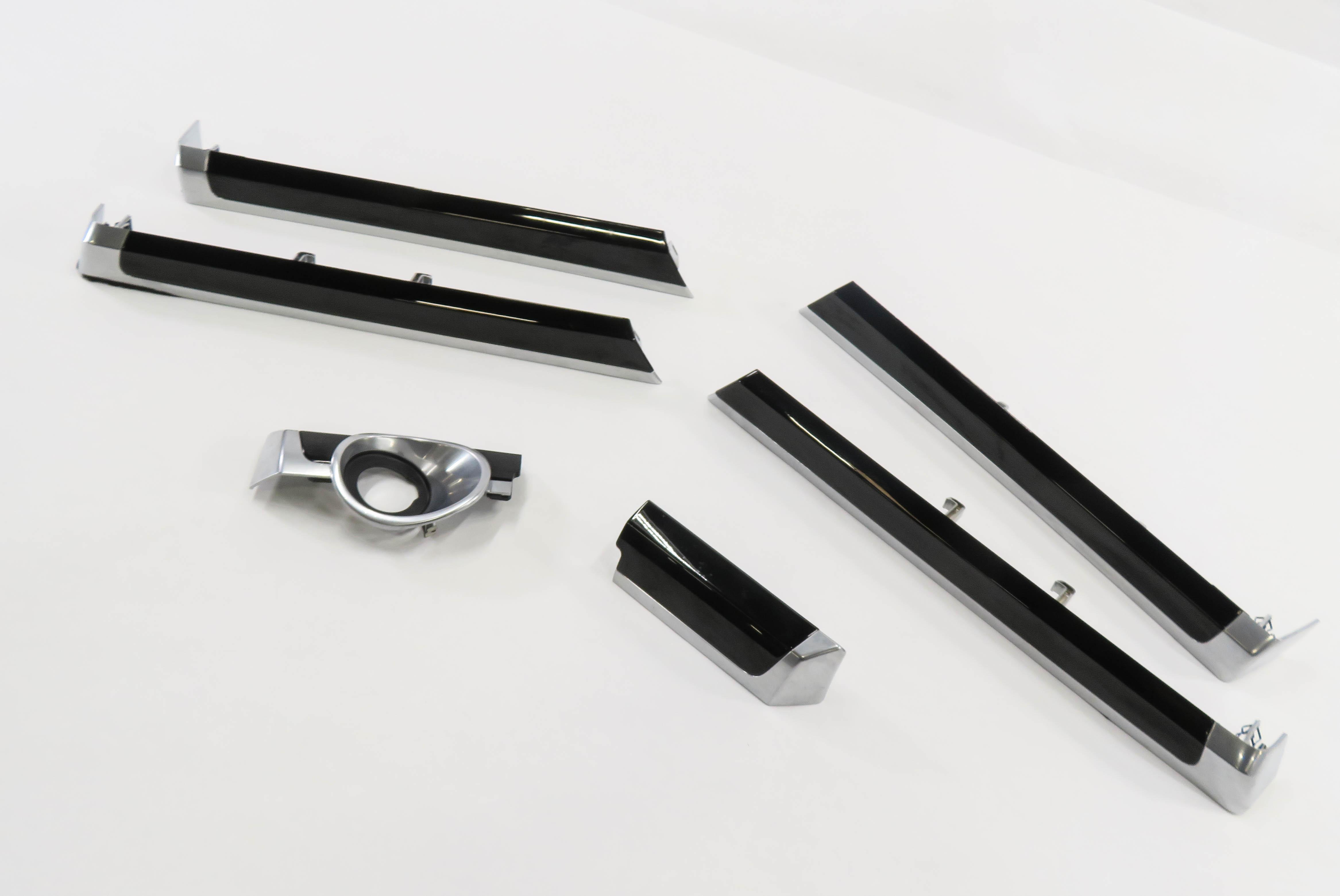 2016 PORSCHE CAYENNE (958) DASH / DOOR - TRIM PANEL SET-6 (PIANO BLACK) — exact item pictured