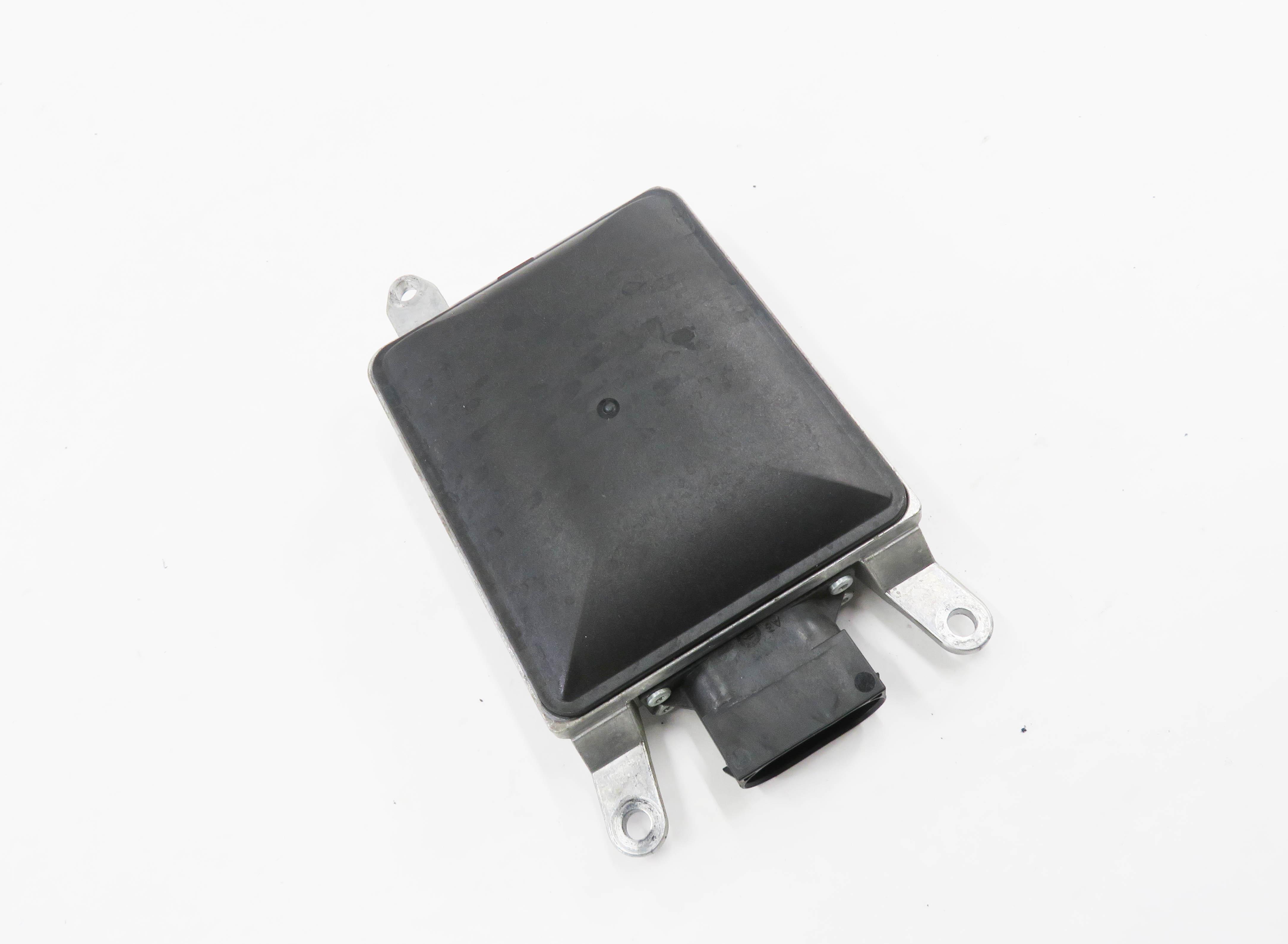 2011-2016 PORSCHE CAYENNE (958) RIGHT PASSENGER REAR BLIND SPOT RADAR MODULE — exact item pictured