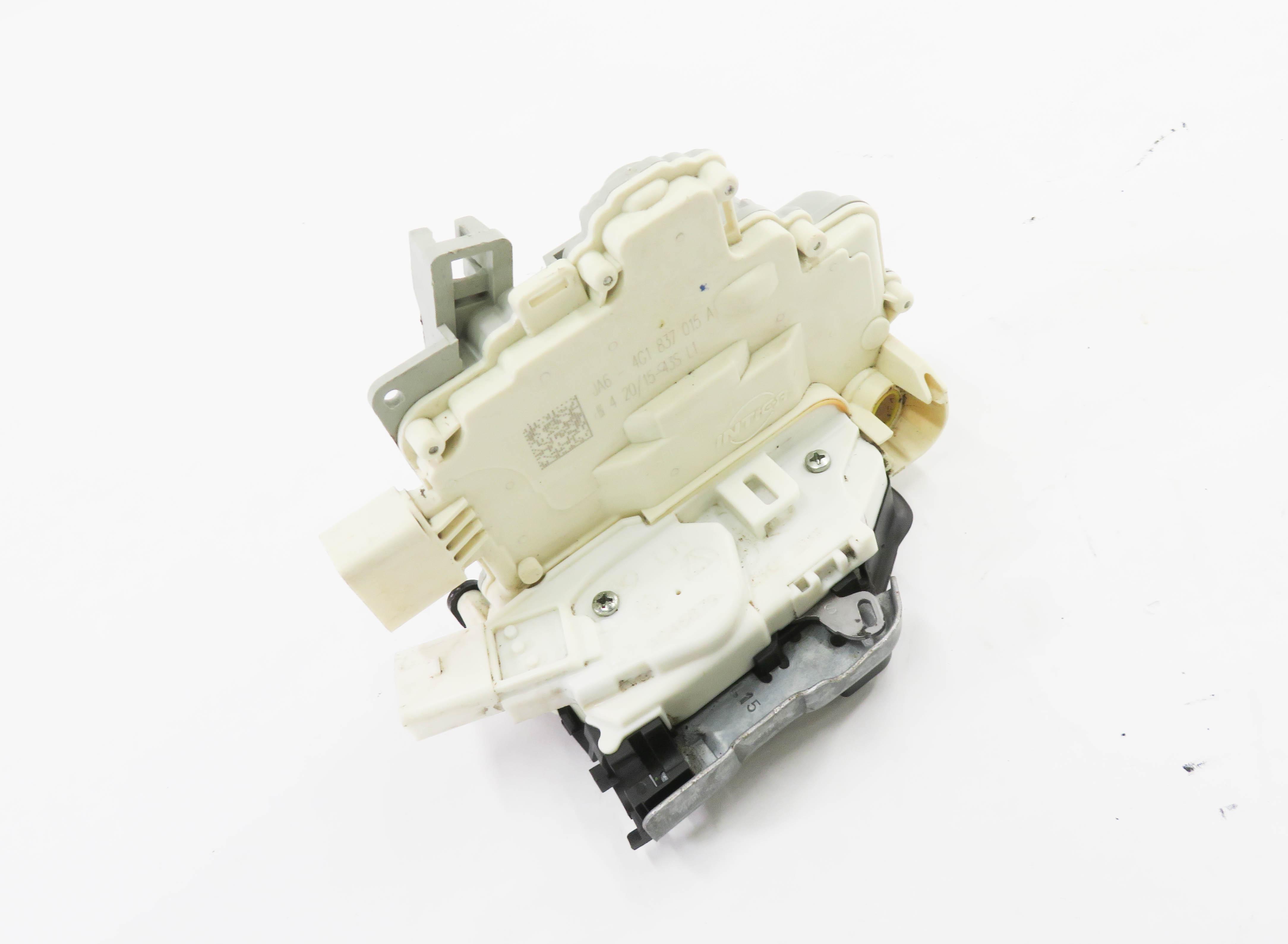 09-18 AUDI / PORSCHE - A4 A5 Q5 S4 TT CAYENNE PANAMERA TOURAEG DRIVER DOOR LATCH — exact item pictured