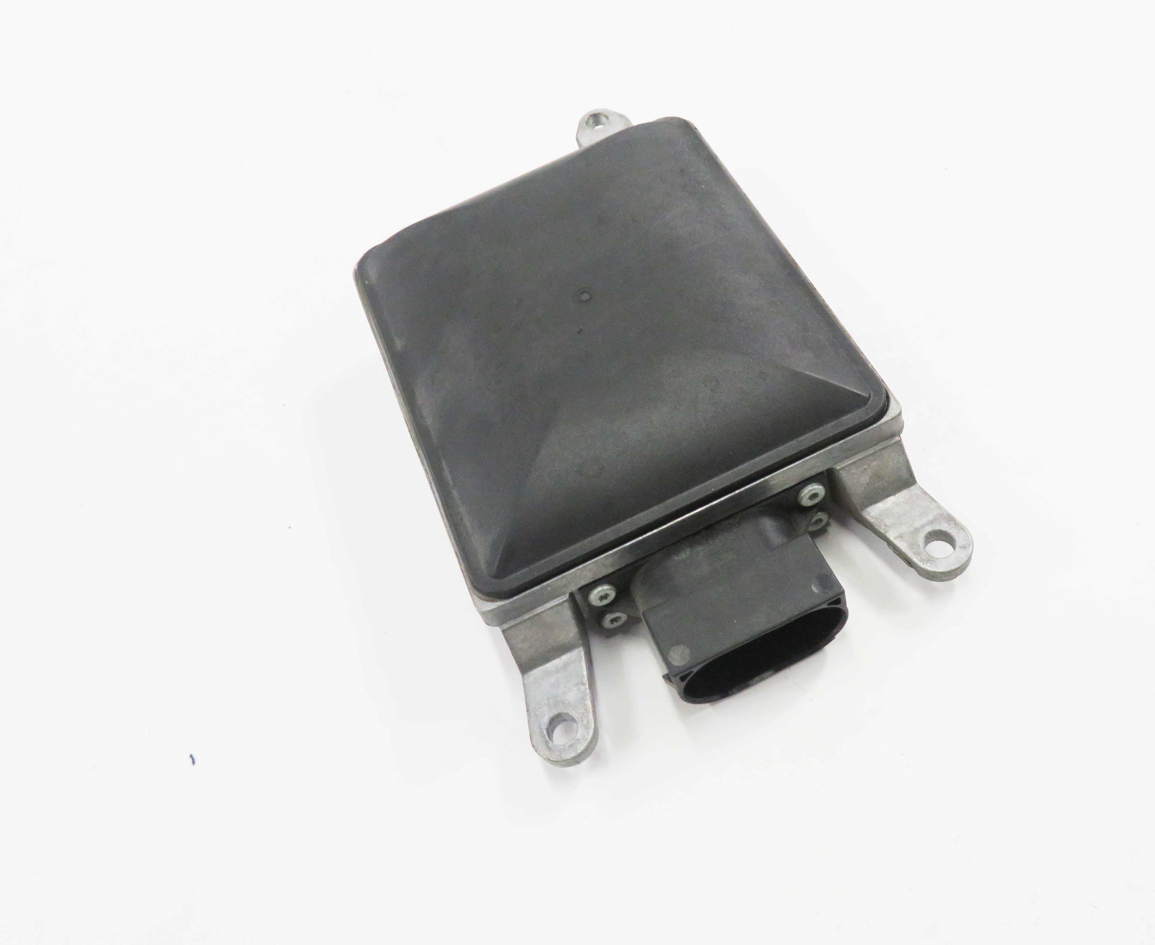 13-18 PORSCHE / AUDI - A4 A5 Q5 S4 S5 CAYENNE MACAN - BLIND SPOT MODULE (MASTER) — exact item pictured