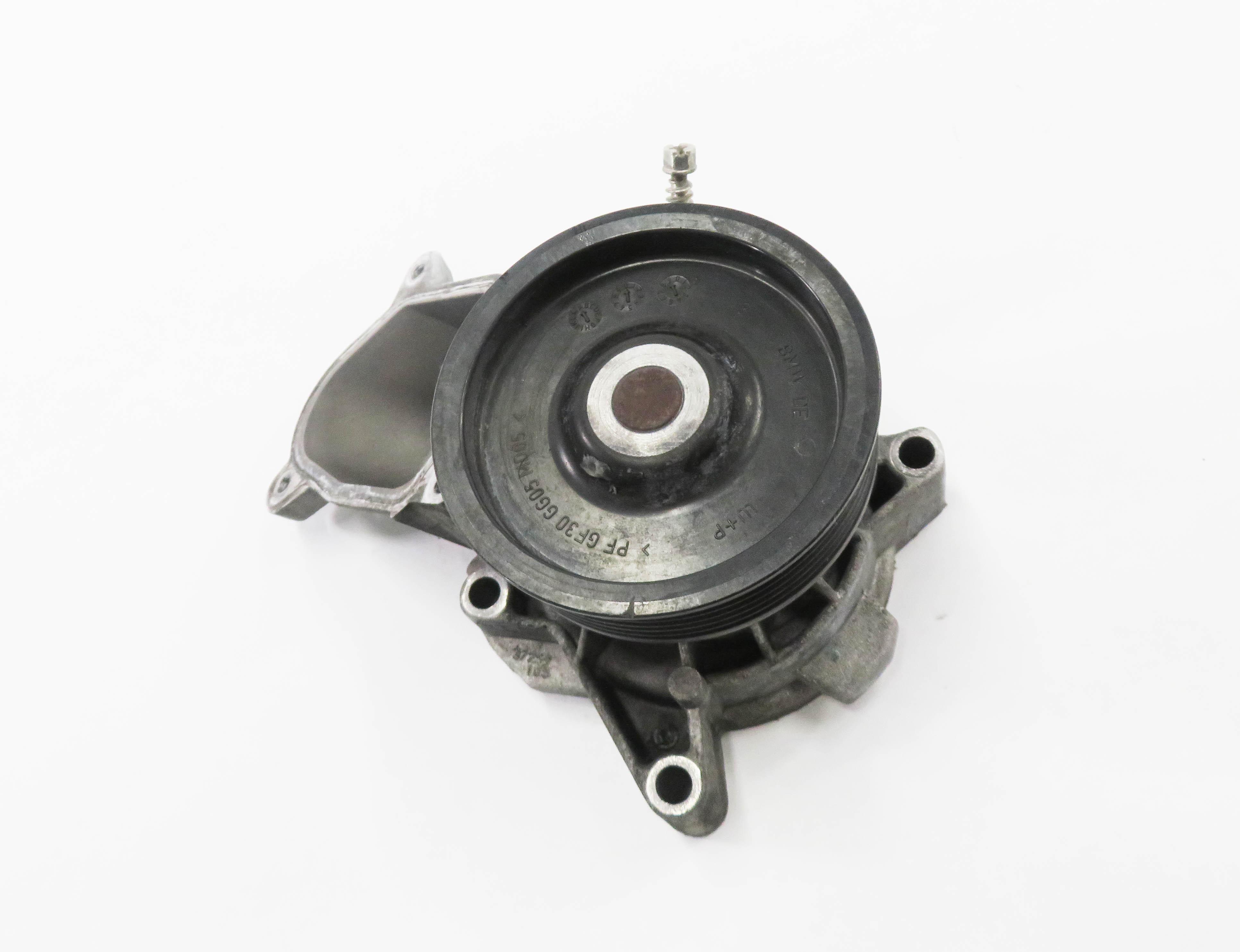 2009-2013 BMW 335D X5 (E90 E70) 3.0L M57Y DIESEL ENGINE COOLANT FLUID WATER PUMP — exact item pictured