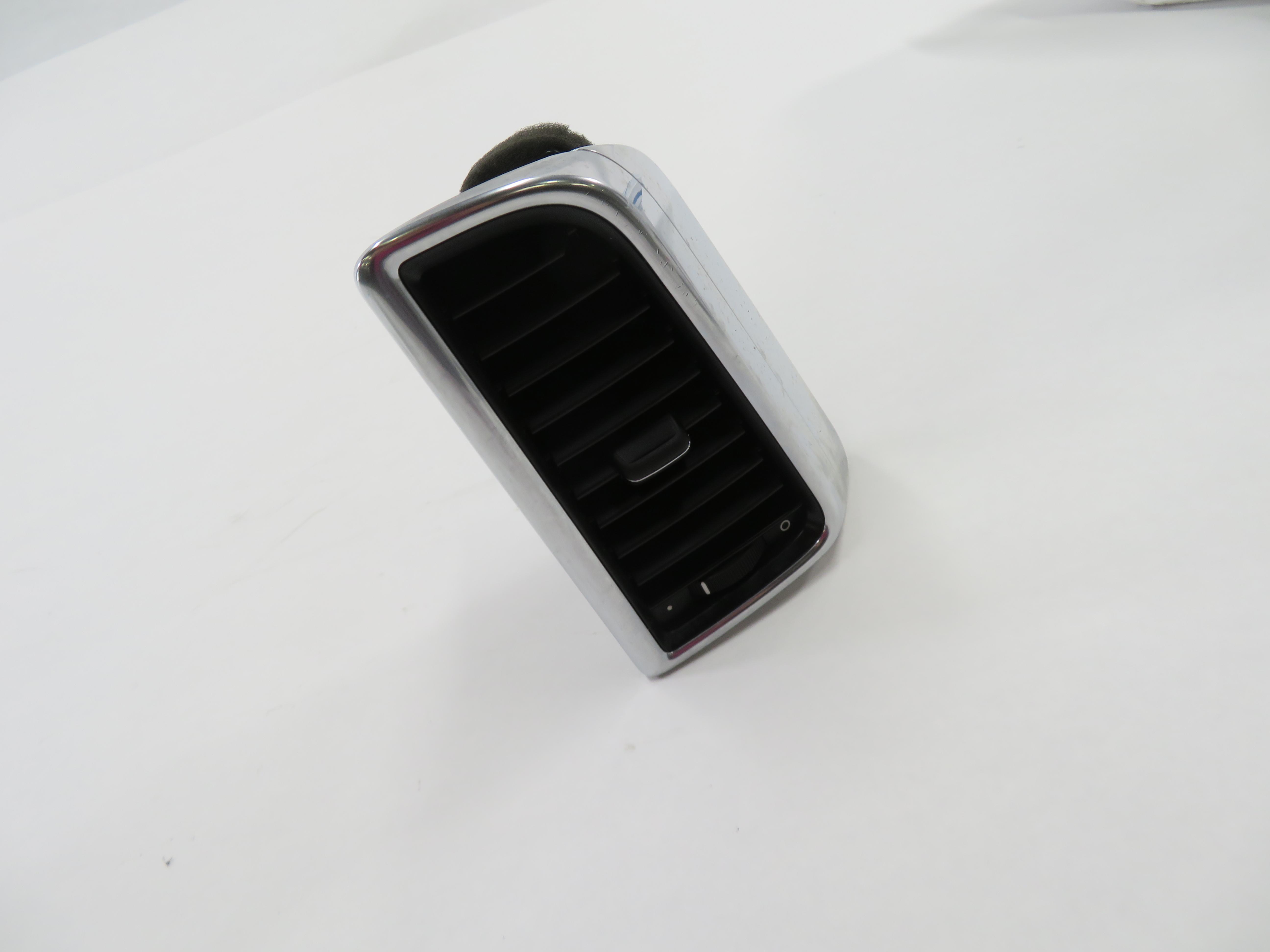 2012 PORSCHE PANAMERA (970 G1) LEFT REAR B-PILLAR HEATER A/C AIR VENT — exact item pictured
