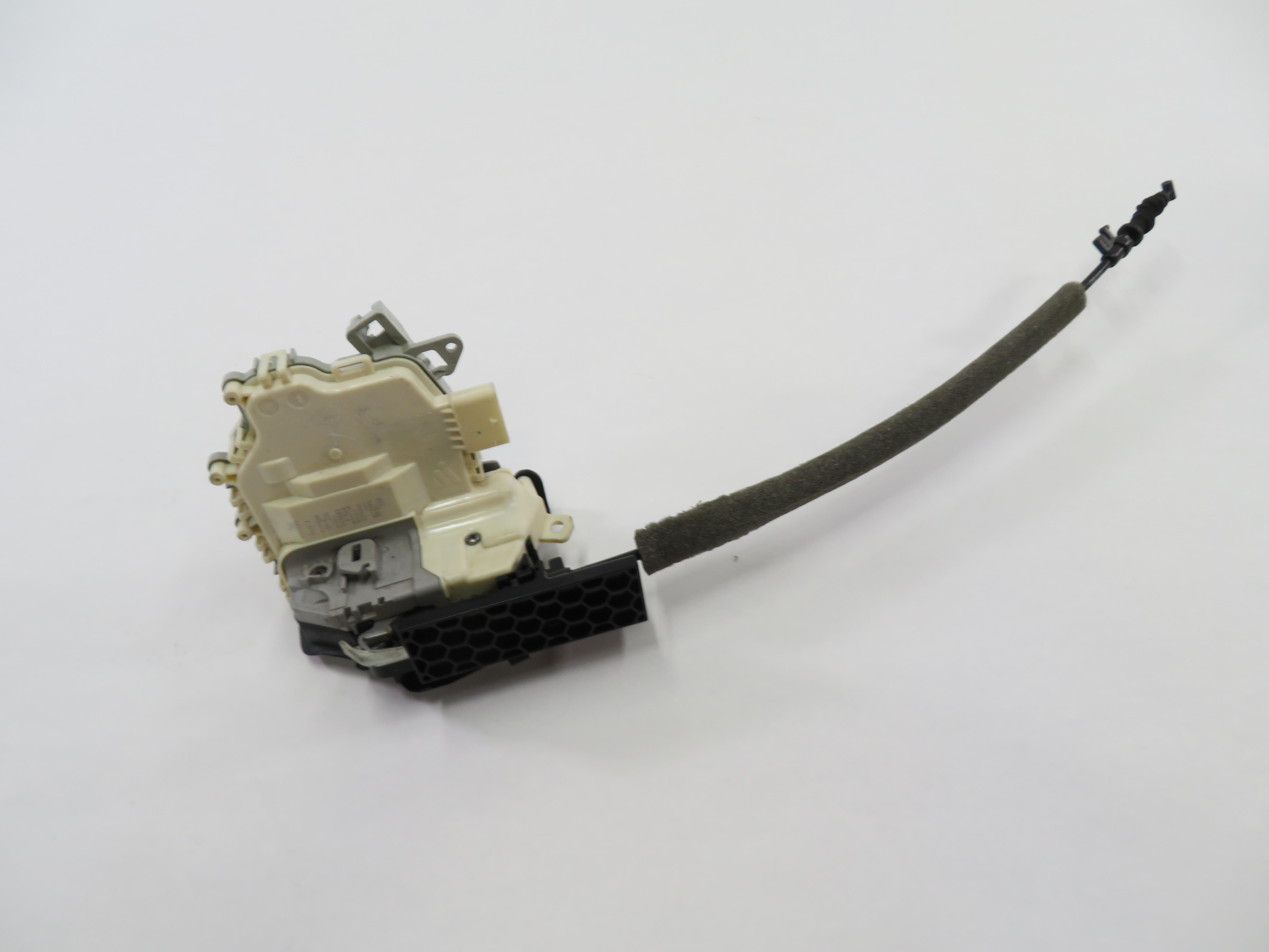 2010-2019 AUDI / PORSCHE A4 S4 A5 S5 A6 Q3 Q5 Q7 TT 911 - RIGHT FRONT DOOR LATCH — exact item pictured