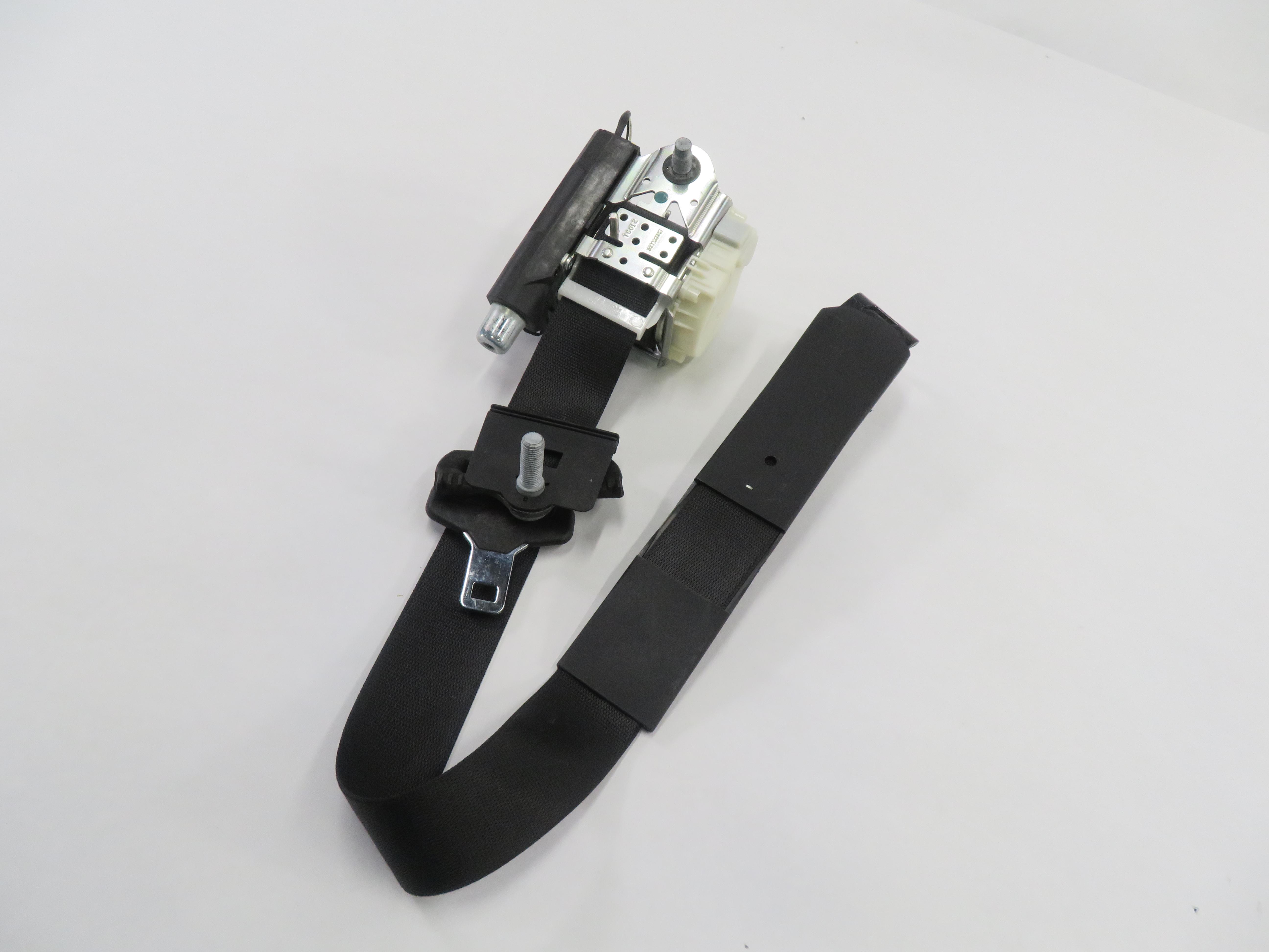 2008 MERCEDES GL450 (X164) REAR THIRD ROW SEAT RIGHT SEATBELT RETRACTOR (BLACK) — exact item pictured