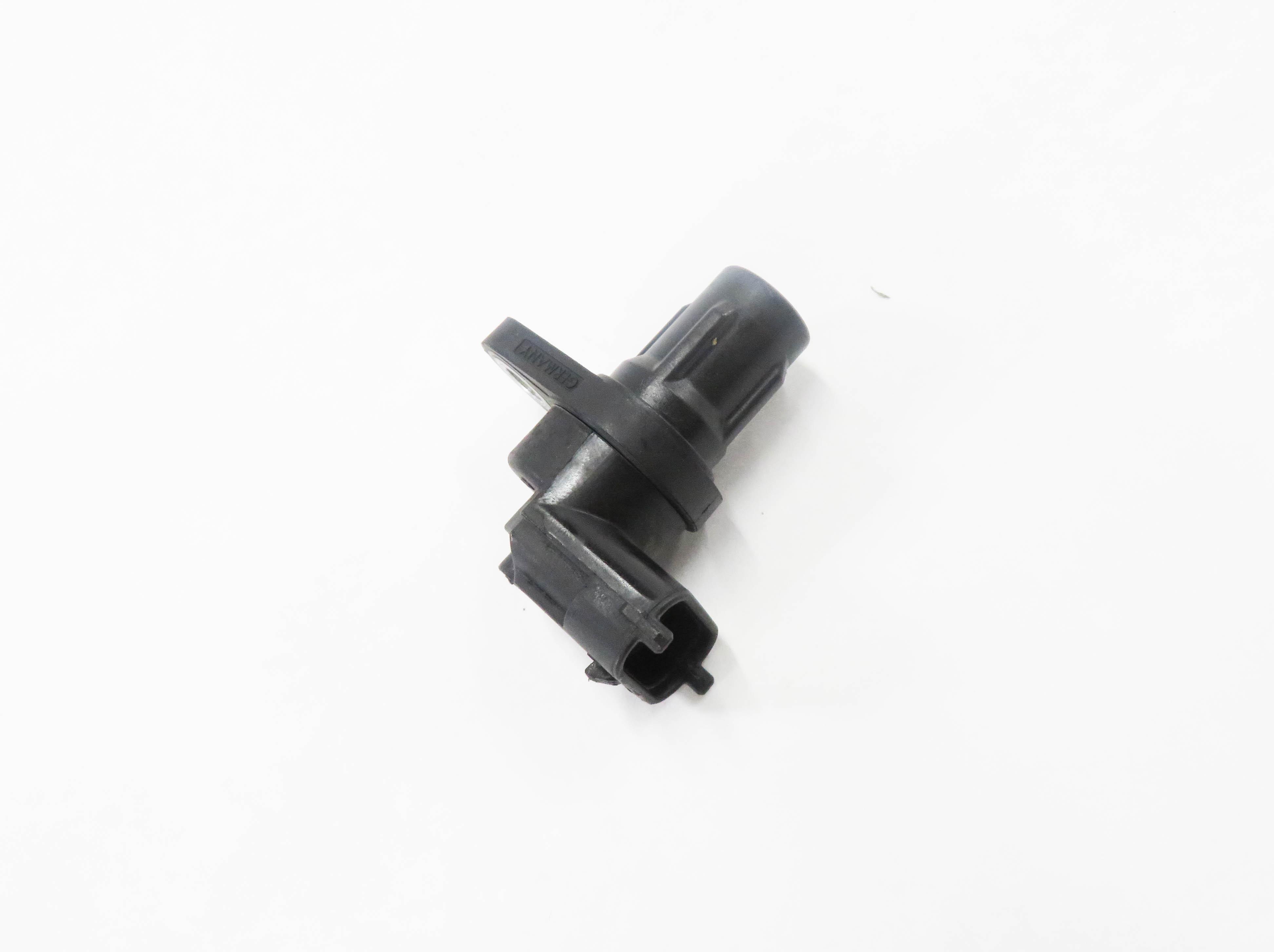 2011 PORSCHE CAYENNE (958) 4.8L M48 V8 ENGINE - CAMSHAFT CAM POSITION SENSOR — exact item pictured