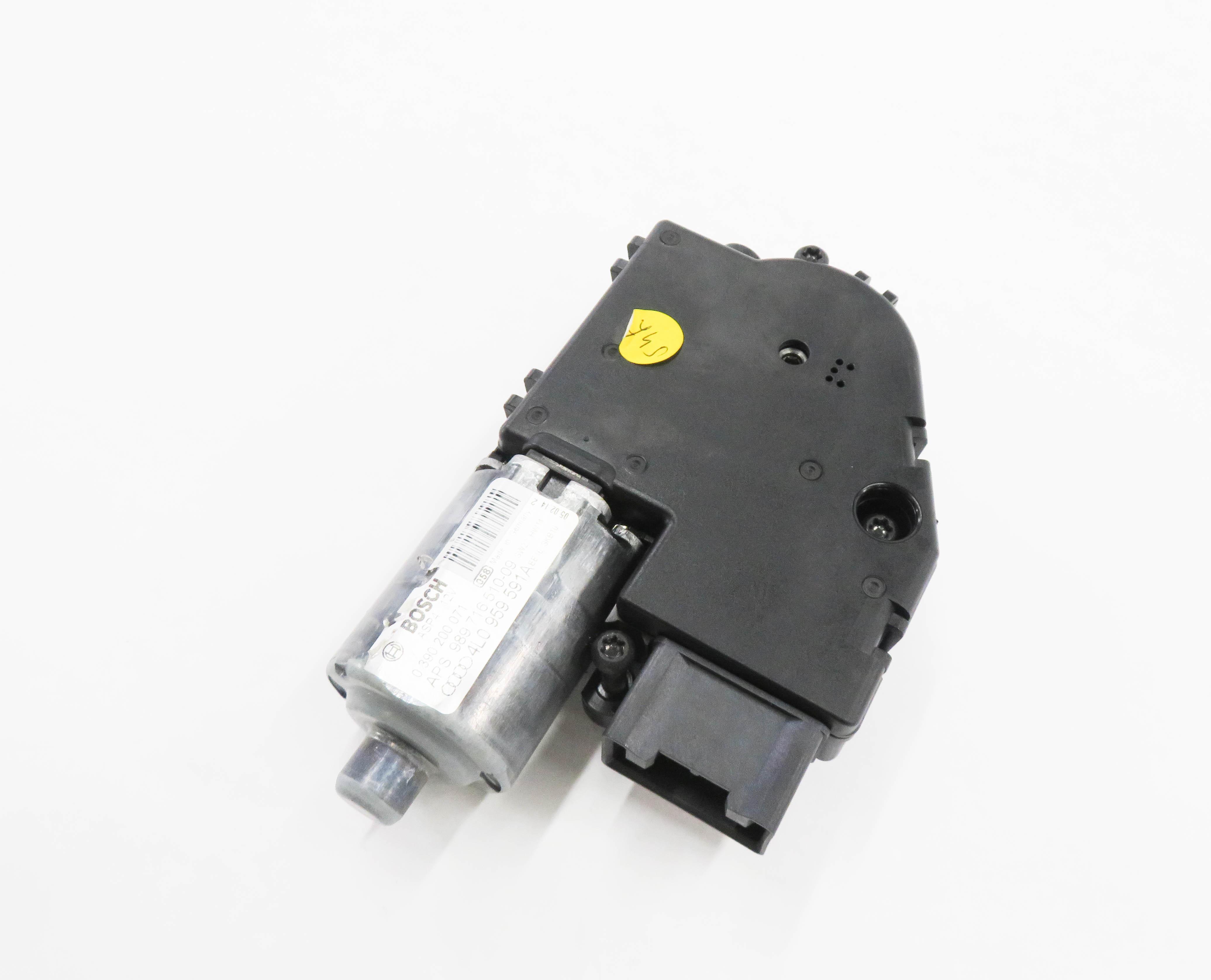 2007-2014 AUDI Q7 (4L) SUNROOF MOTOR / SUNSHADE MOTOR — exact item pictured