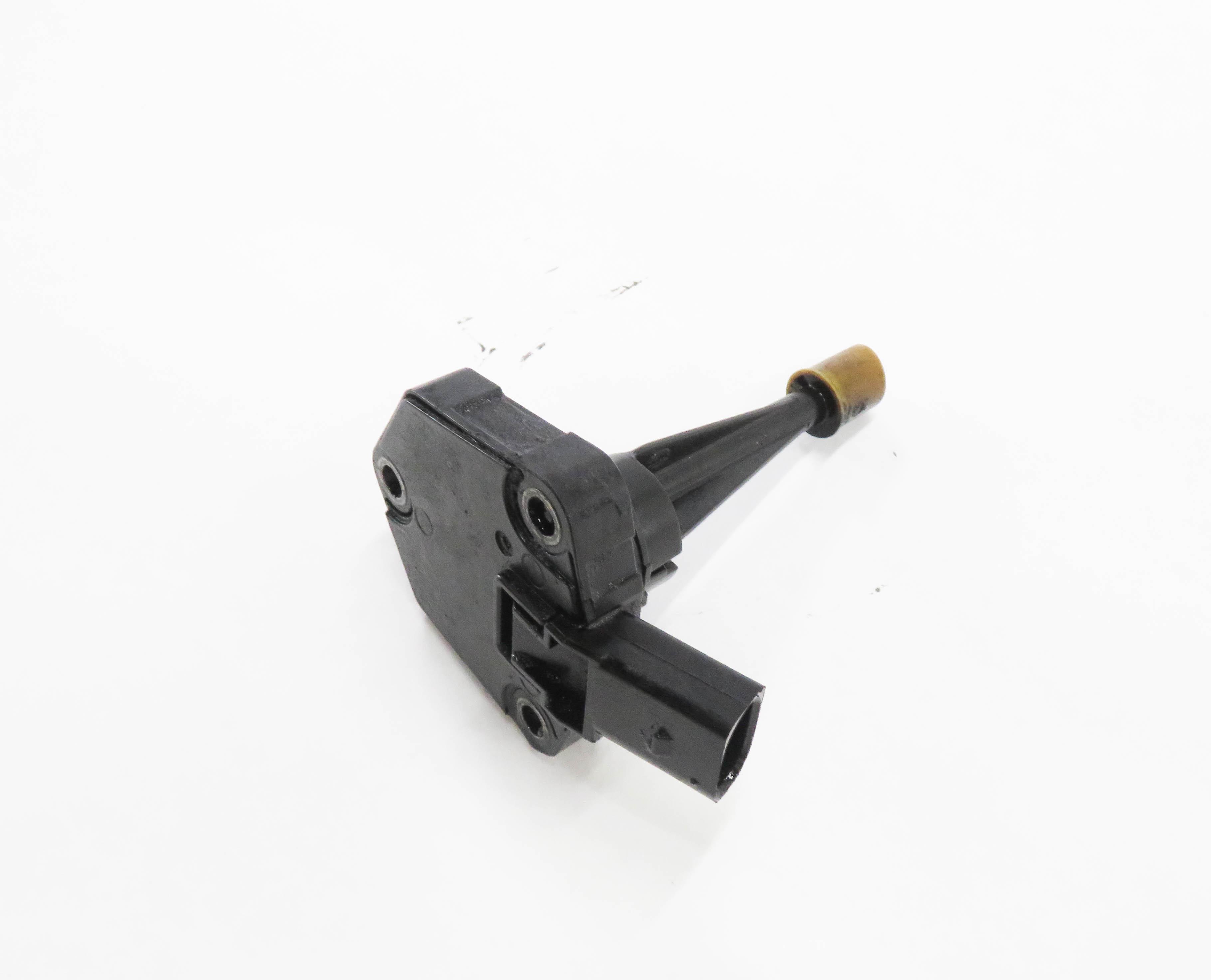 2014 AUDI Q7 (4L) 3.0L CNRB DIESEL ENGINE - OIL LEVEL SENSOR SENDER — exact item pictured