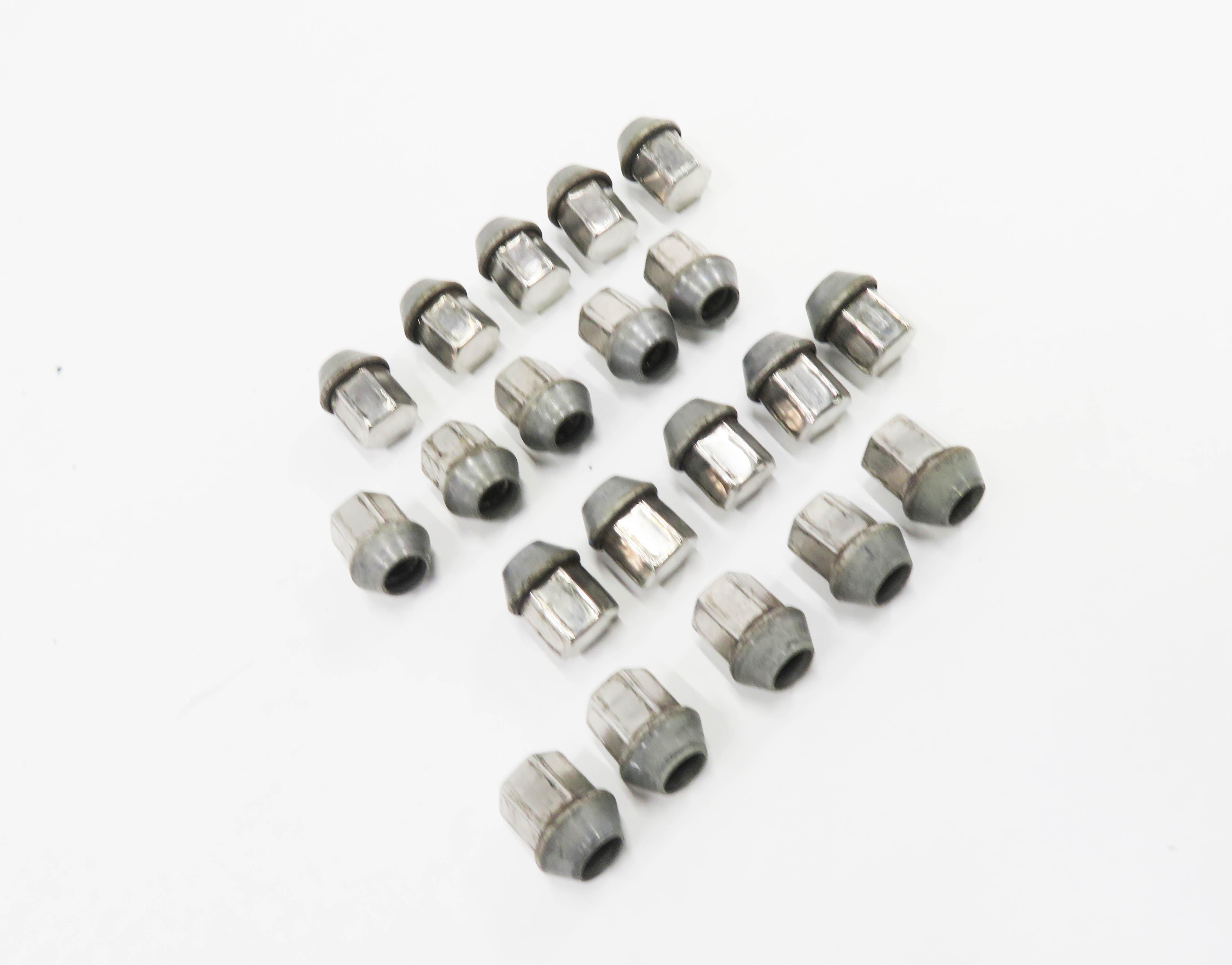 08-20 LAND ROVER LR2 DISCOVERY SPORT RANGE ROVER EVOQUE VALAR - LUG NUT SET (20) — exact item pictured