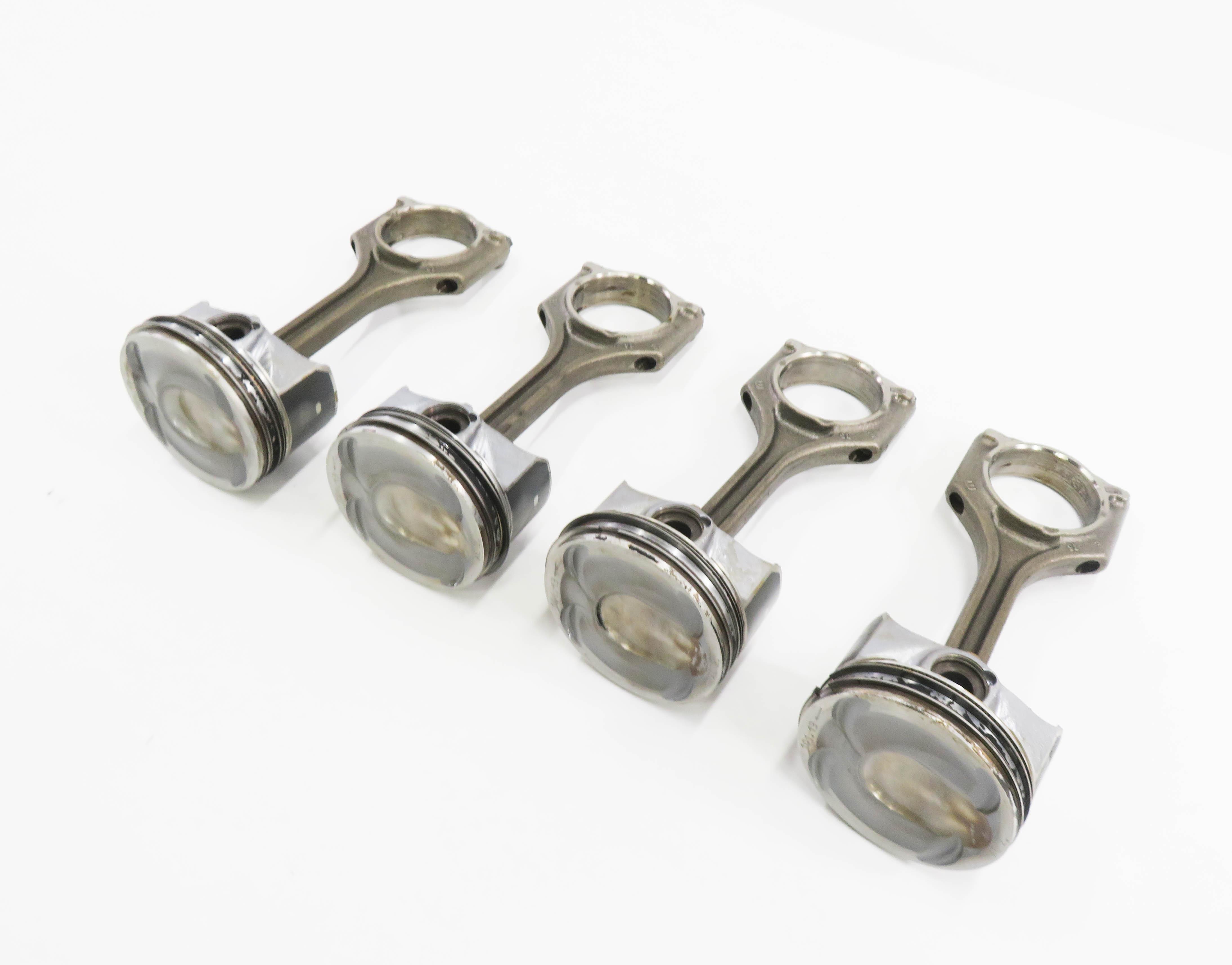 2013 RANGE ROVER EVOQUE (L538) 2.0L TURBO ENGINE - PISTON w/ CONNECTING ROD SET — exact item pictured