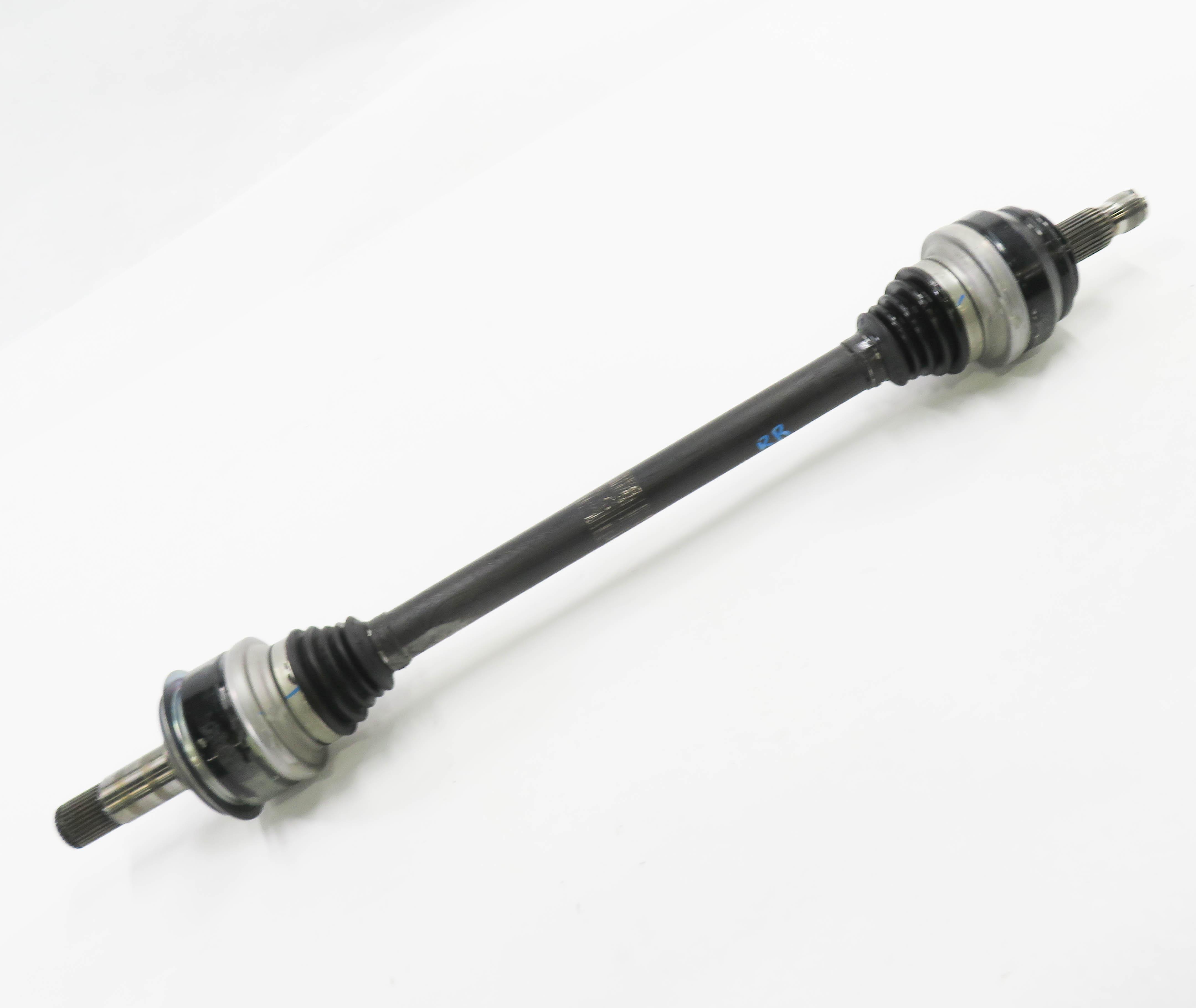 2017-2021 MERCEDES C300 (W205) RWD - RIGHT PASSENGER REAR CV AXLE SHAFT — exact item pictured