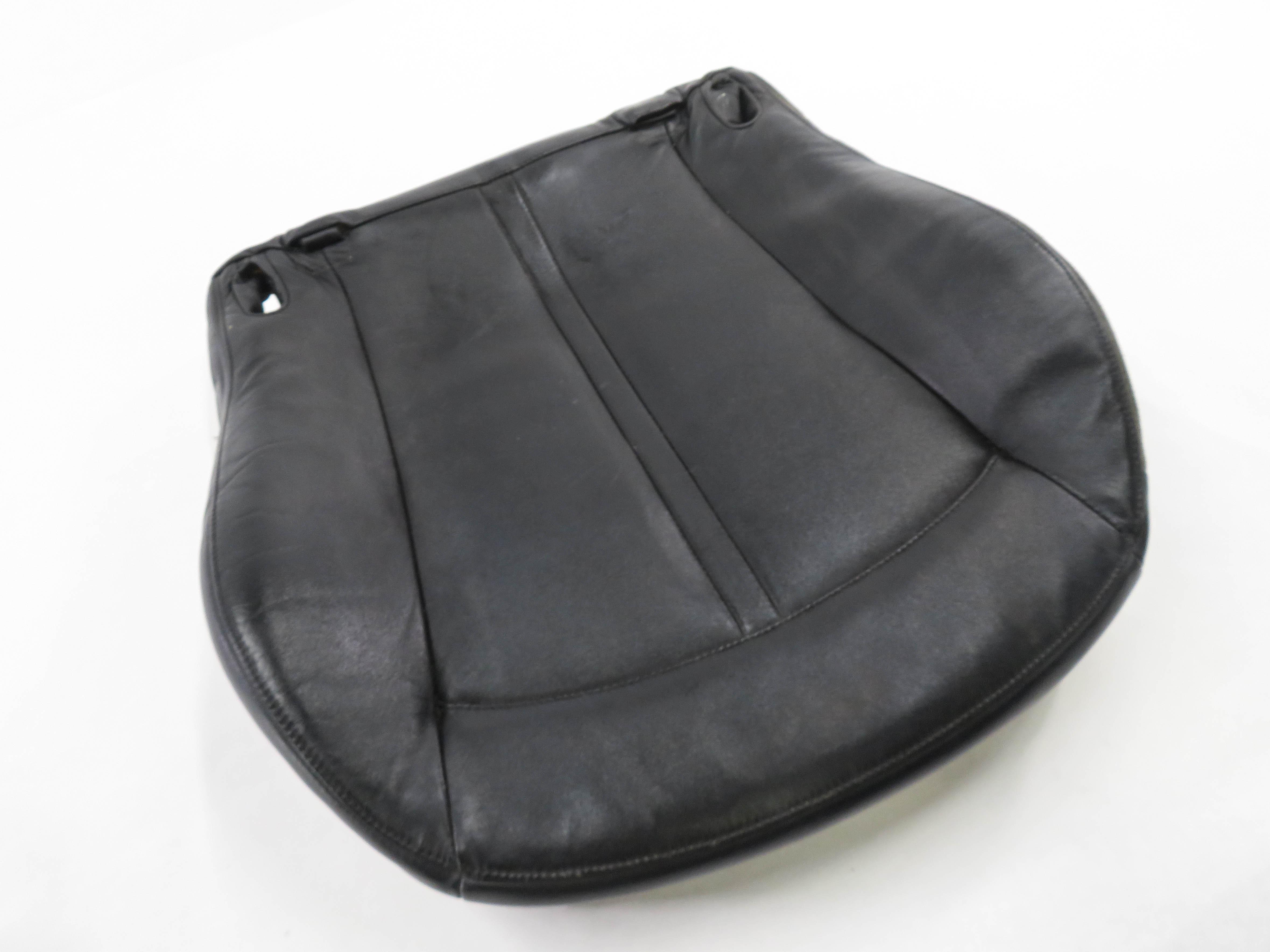 2003 BMW Z4 (E85) RIGHT FRONT PASSENGER LOWER BOTTOM HEATED SEAT CUSHION (BLACK) — exact item pictured
