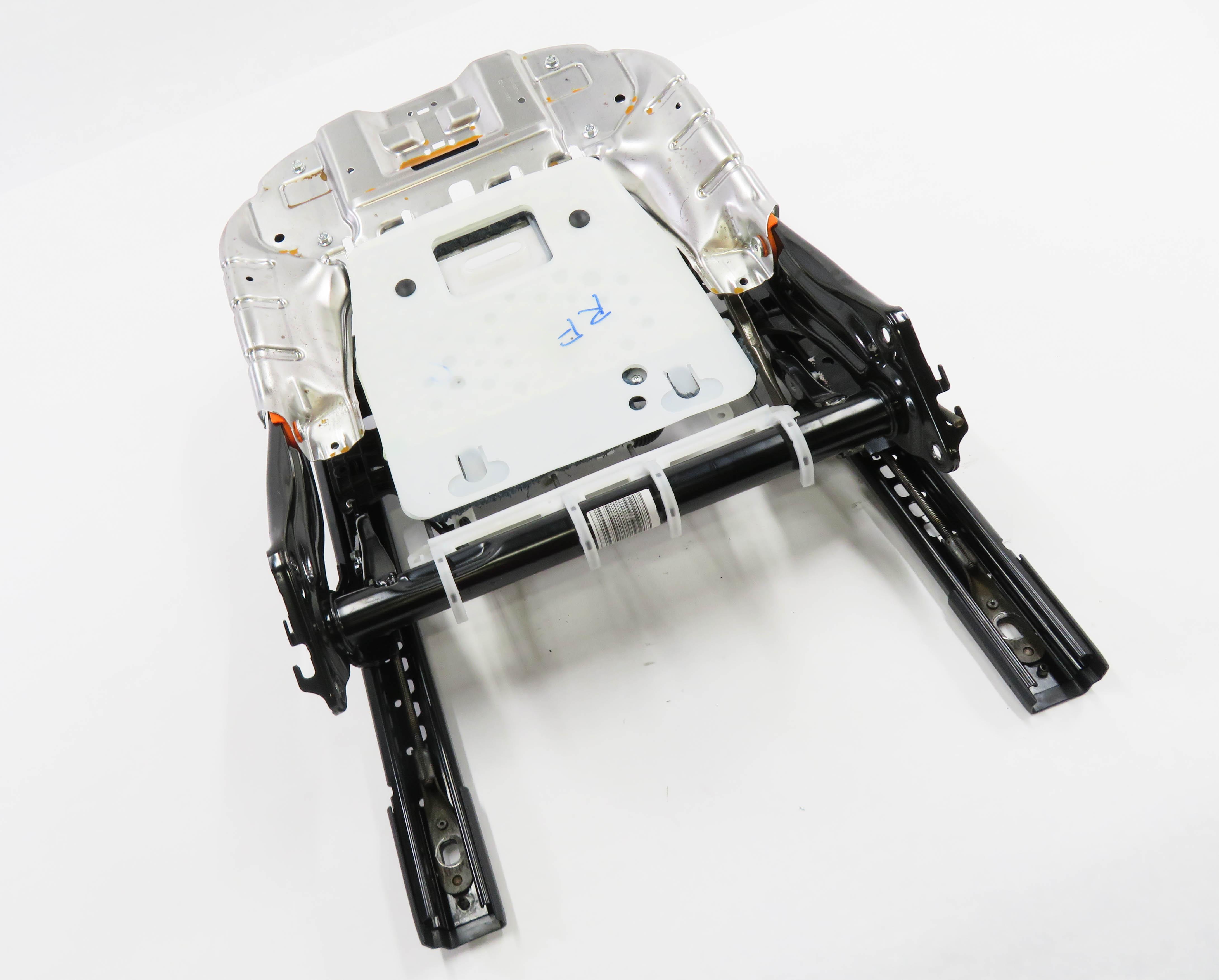 2017 LAND ROVER DISCOVERY SPORT (L550) RIGHT FRONT PASSENGER POWER SEAT TRACK — exact item pictured
