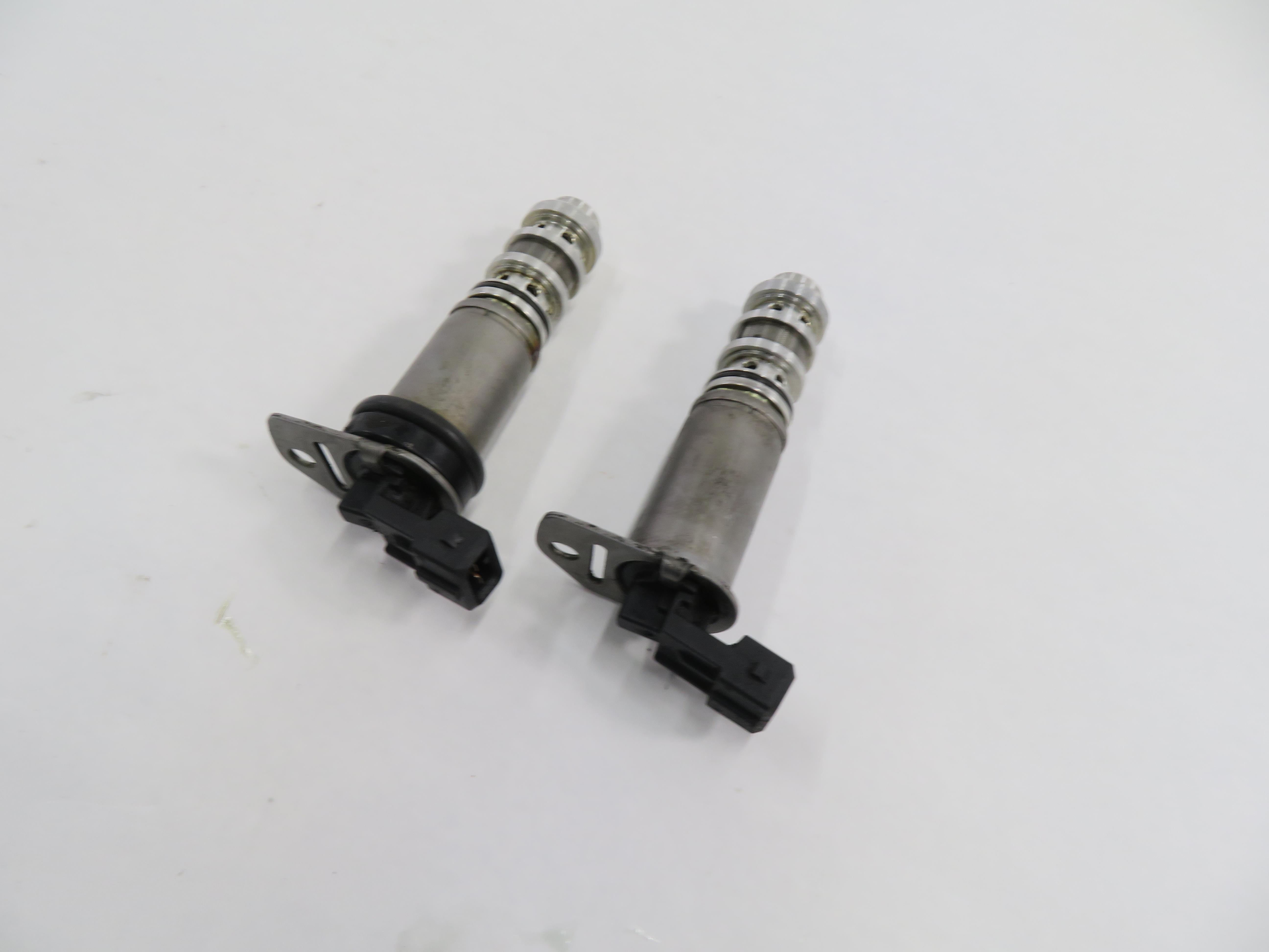 2012 BMW 750i (F01) 4.4L N62 TWIN TURBO ENGINE - VVT VANOS TIMING SOLENOID SET-2 — exact item pictured