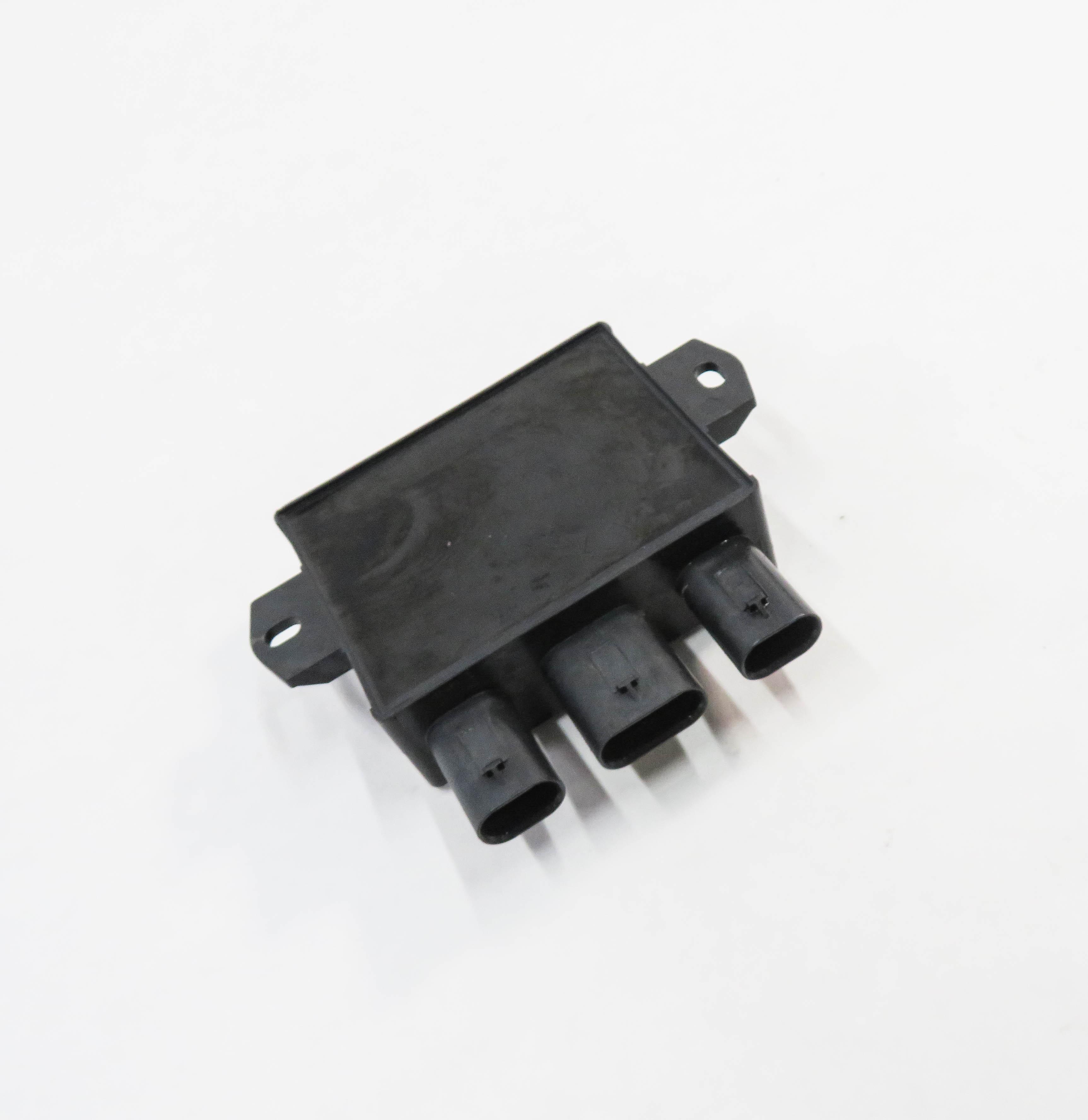 2018 MASERATI QUATTROPORTE S (M156) REAR TRUNK SMART OPENER KICK PAD MODULE — exact item pictured