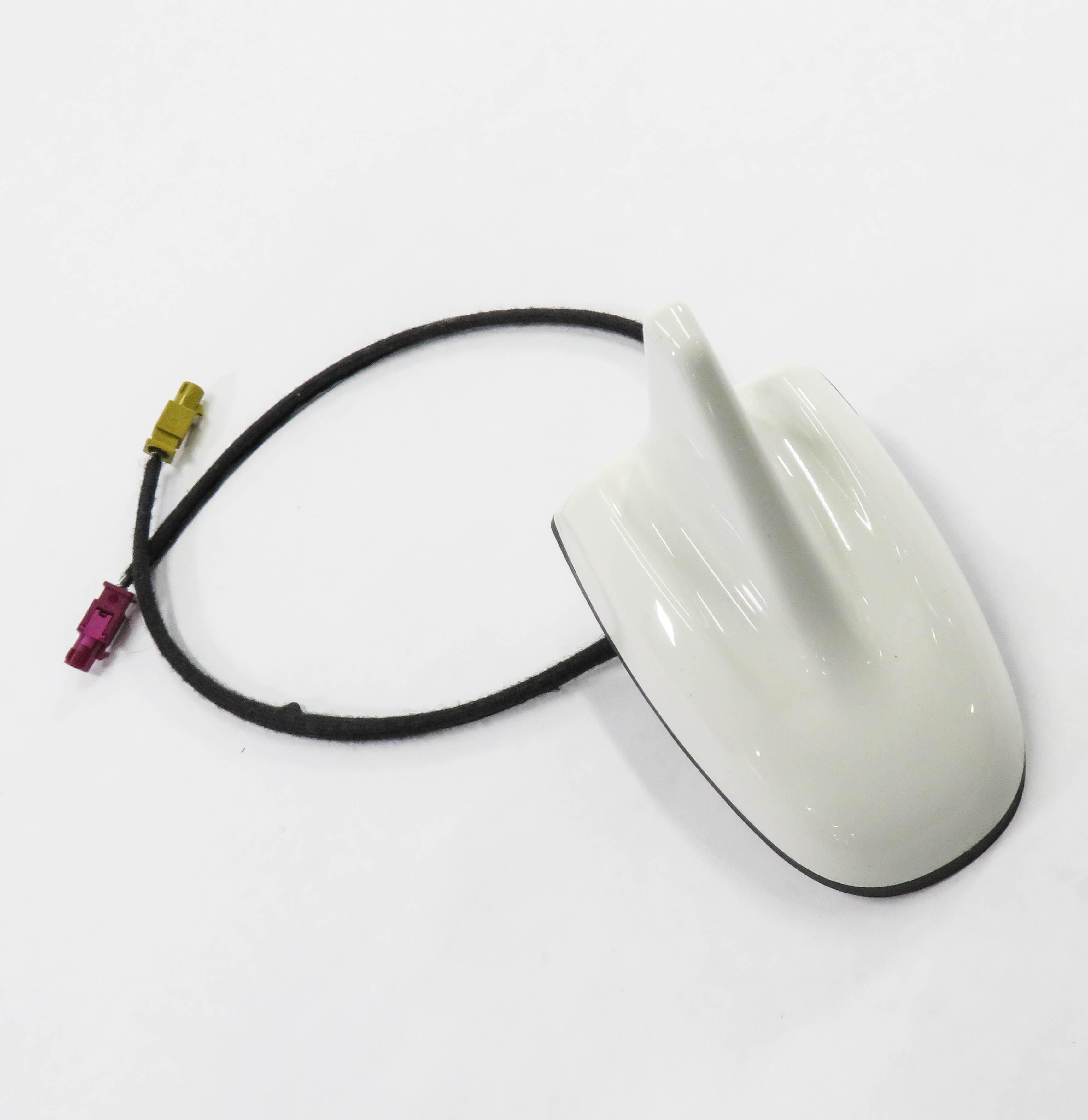 2018 MASERATI QUATTROPORTE S (M156) RADIO STEREO ANTENNA (BIANCO WHITE VR 268) — exact item pictured