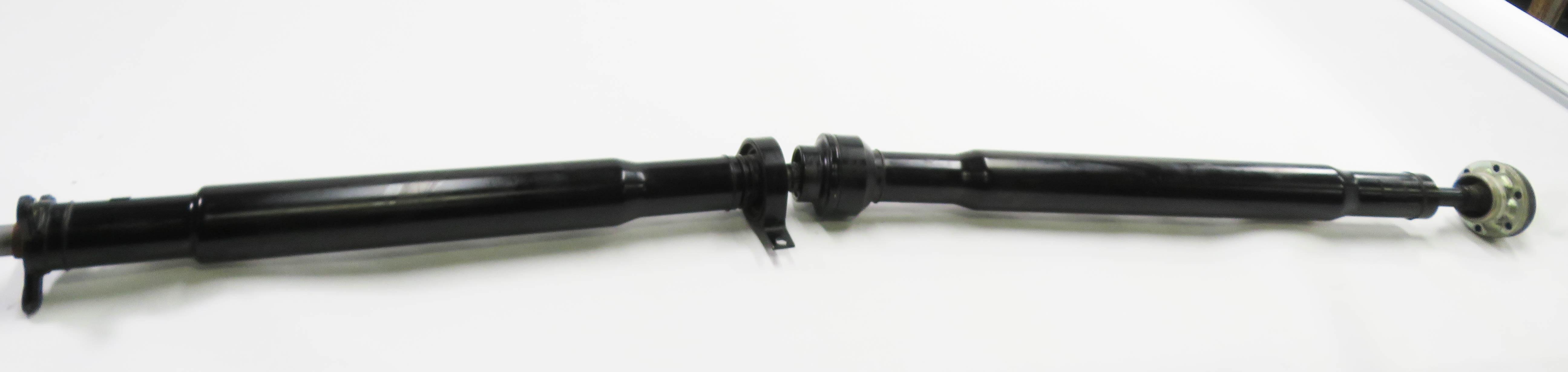 2018 MASERATI QUATTROPORTE S (M156) REAR DRIVESHAFT DRIVELINE DRIVE LINE SHAFT — exact item pictured