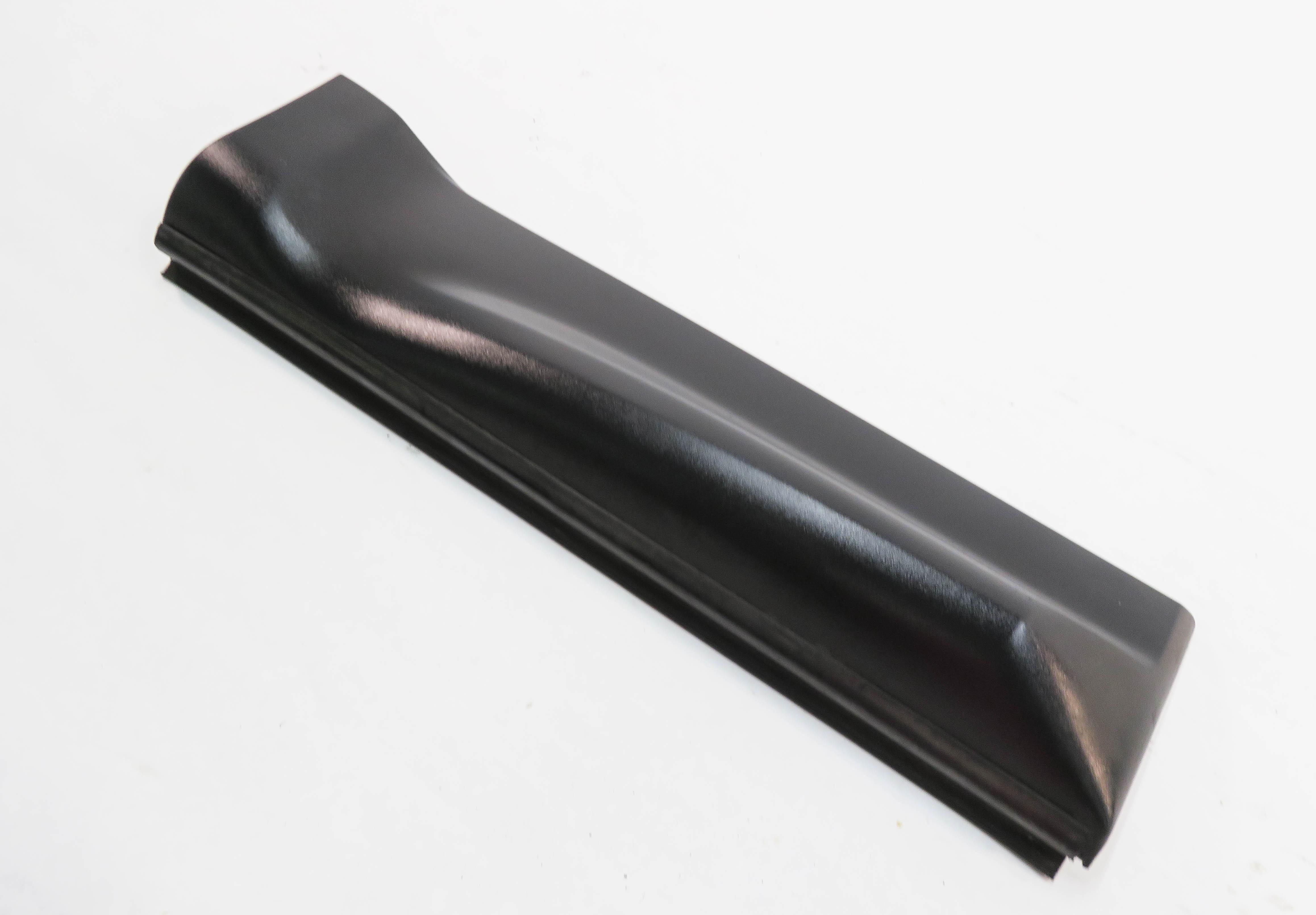 2012 RANGE ROVER SPORT (L320) RIGHT PASSENGER REAR DOOR LOWER MOULDING TRIM — exact item pictured