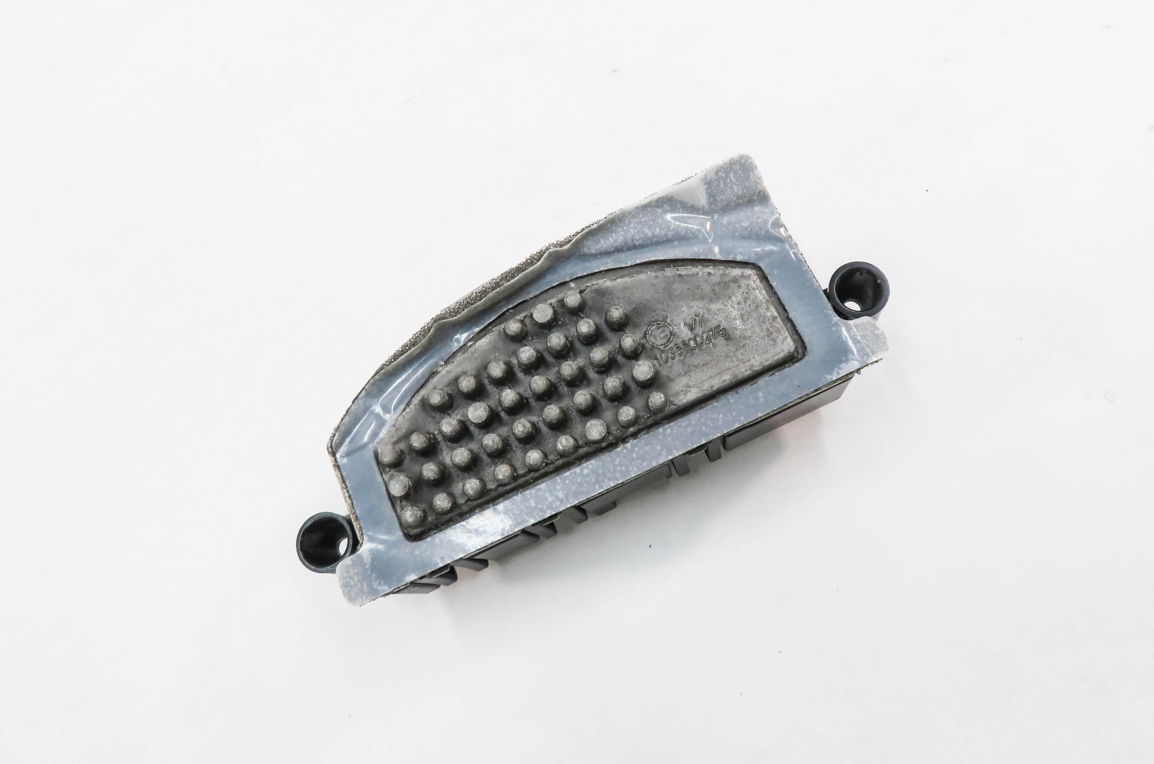 2013 AUDI S5 (B8 8T) FRONT HEATER A/C BLOWER FAN MOTOR SPEED RESISTOR — exact item pictured