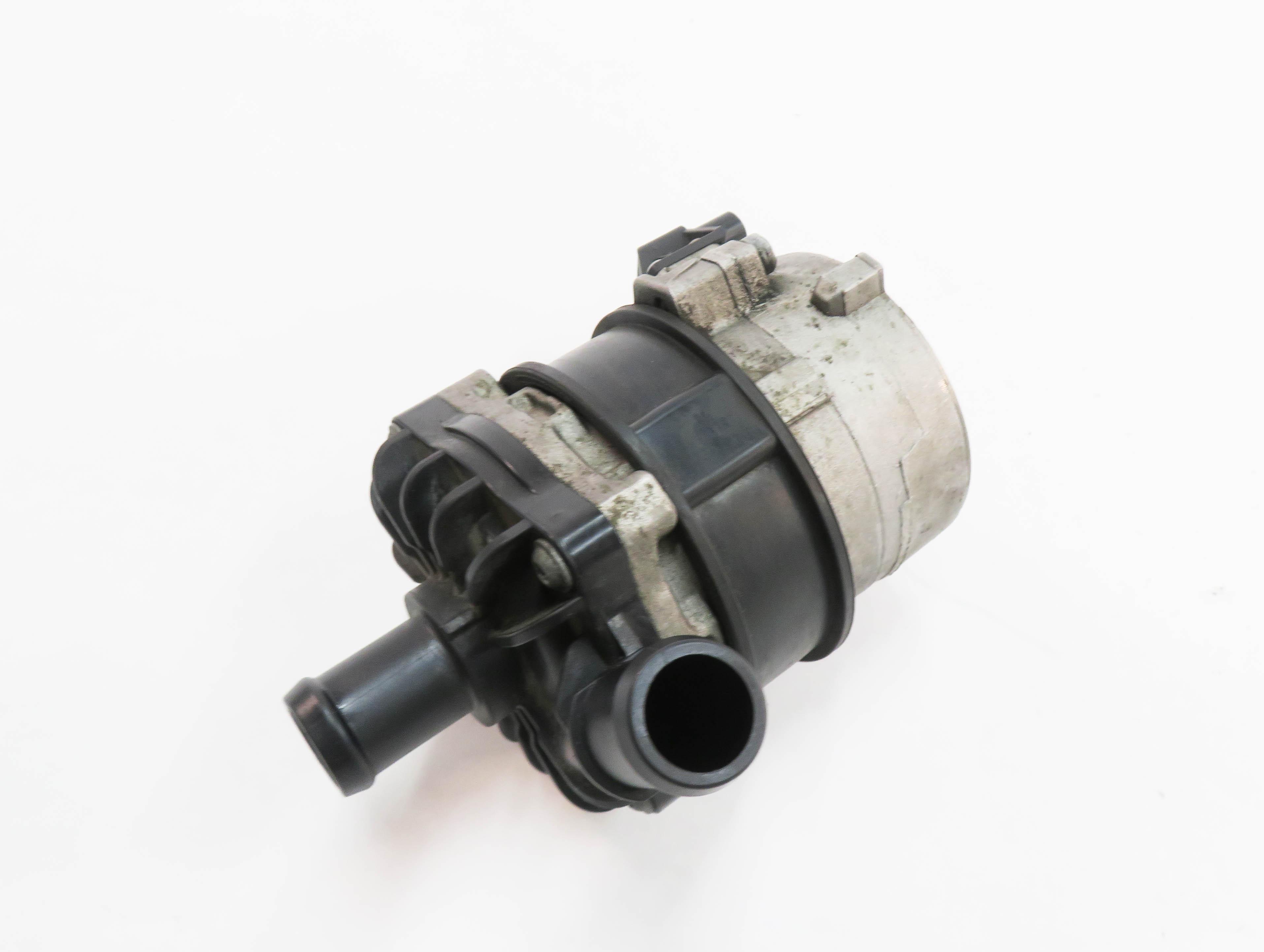 2013 AUDI S5 (B8 8T) 3.0L CGXC SUPERCHARGED ENGINE - AUX AUXILIARY WATER PUMP — exact item pictured
