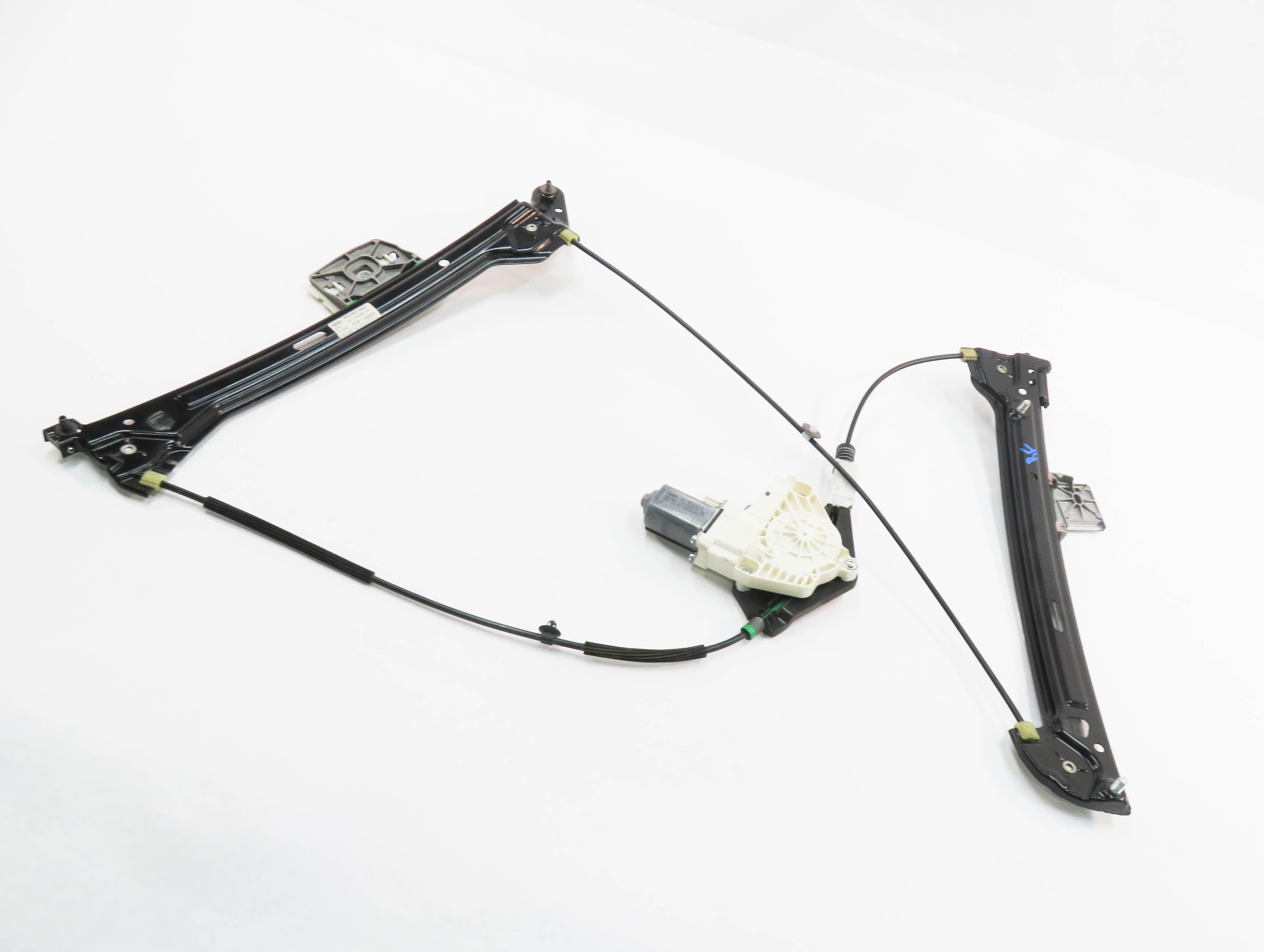 2013 AUDI S5 (B8 8T) COUPE - RIGHT FRONT PASSENGER DOOR WINDOW REGULATOR & MOTOR — exact item pictured