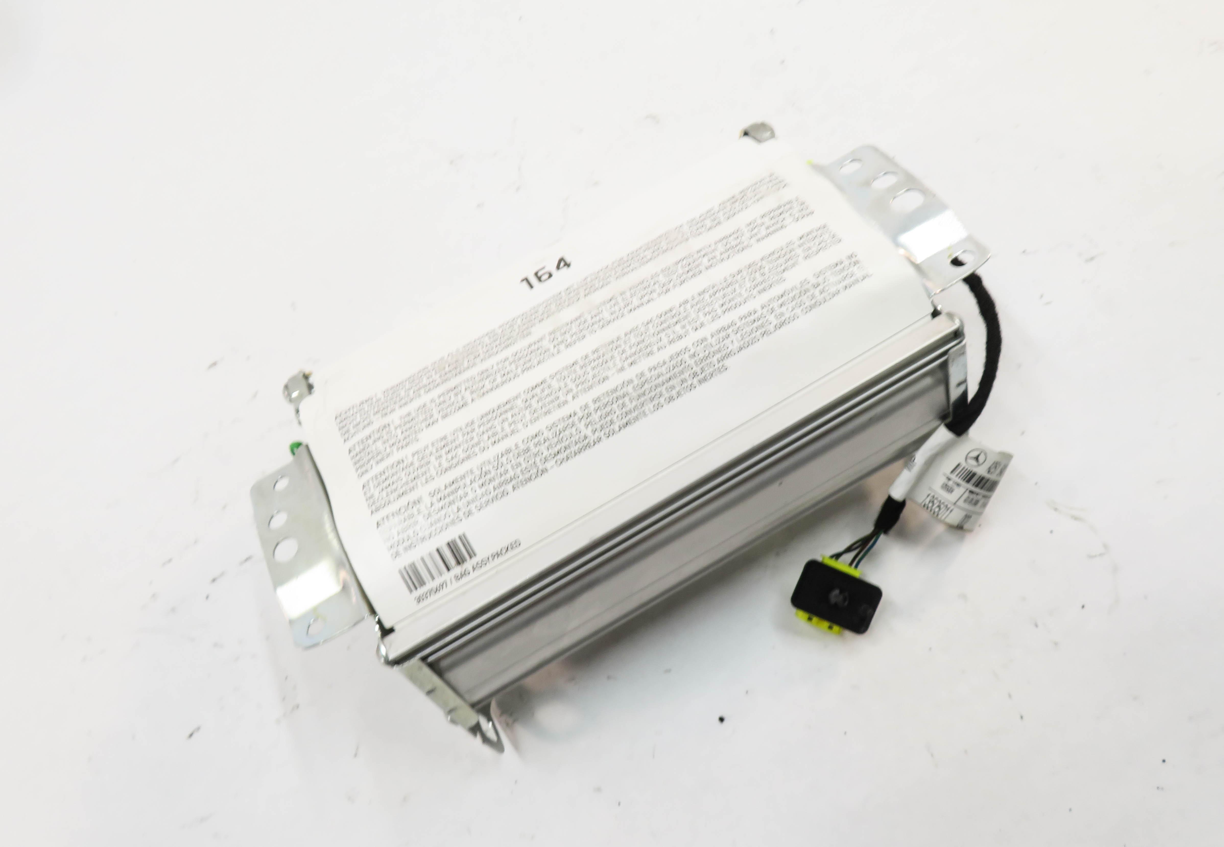 06-11 MERCEDES GL320 GL350 GL450 GL550 ML320 ML350 (X164 W164) PASSENGER AIRBAG — exact item pictured