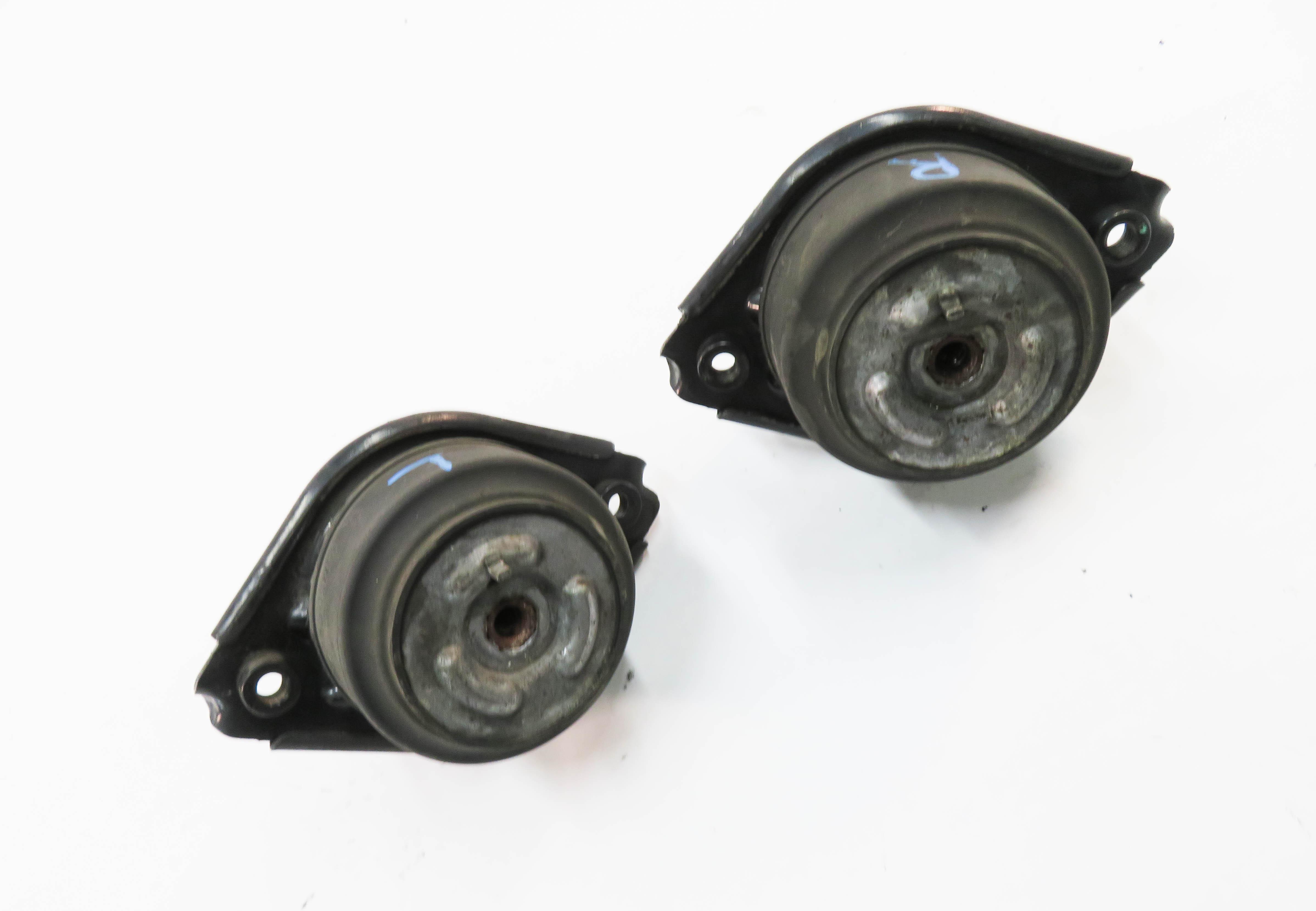 2007 MERCEDES GL450 (X164) 4.6L M273 V8 ENGINE - LEFT & RIGHT MOTOR MOUNT SET-2 — exact item pictured