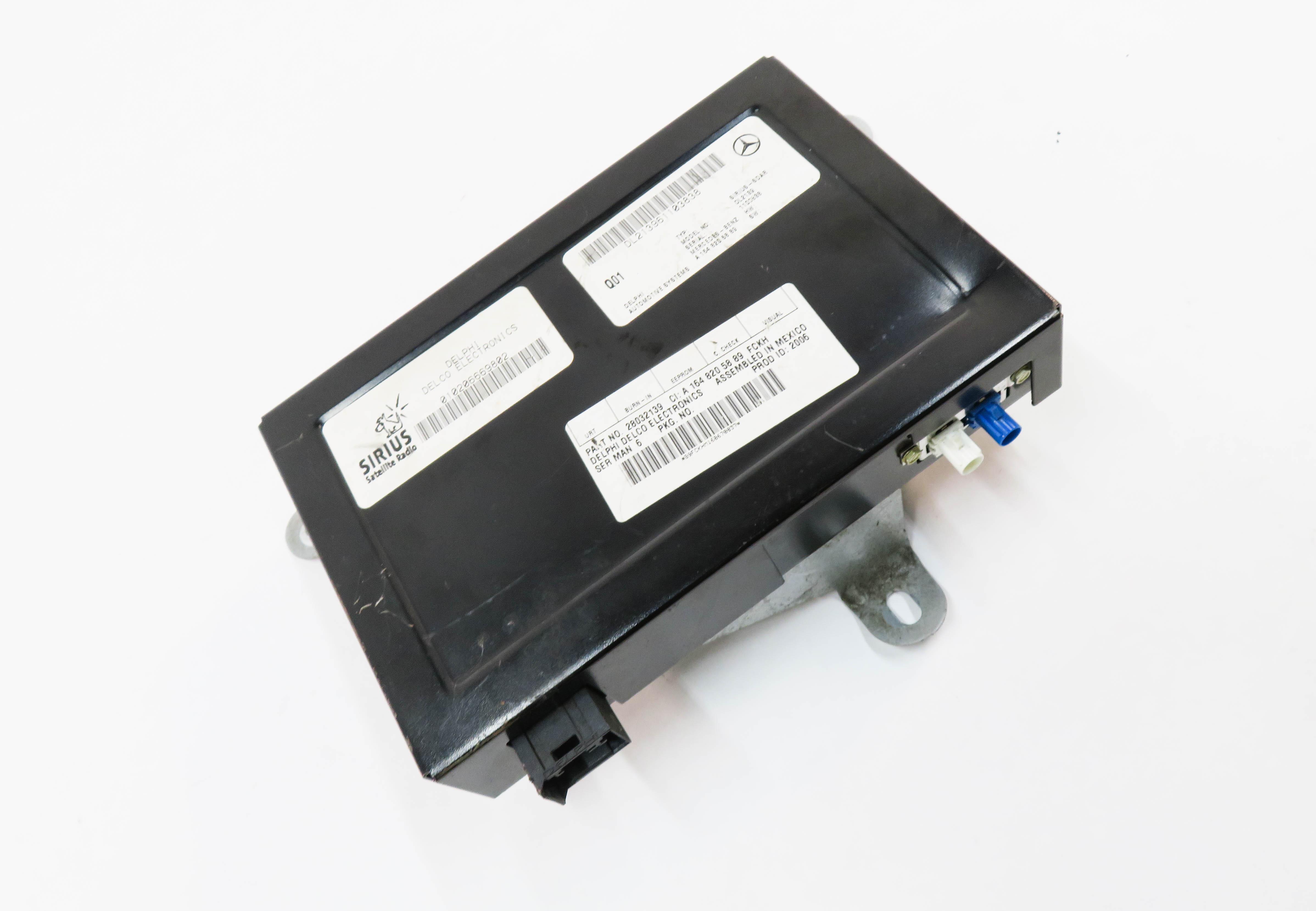 06-08 MERCEDES C350 E320 E350 GL320 GL450 ML350 CLS - SIRIUS SATELLITE RECEIVER — exact item pictured