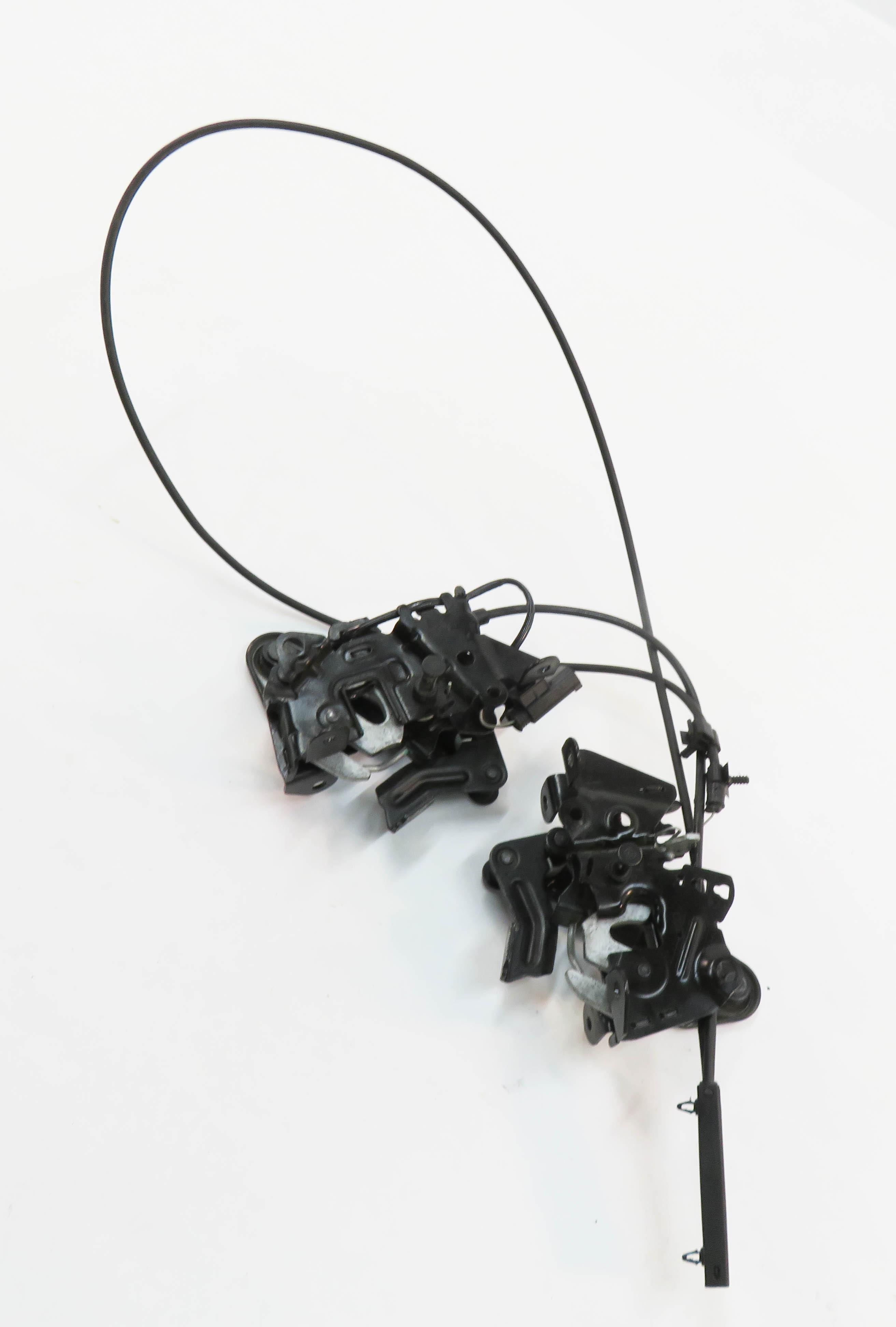 2017 BMW M6 ///M (F13) FRONT LEFT & RIGHT LOWER HOOD LOCK LATCH STRIKER SET-2 — exact item pictured