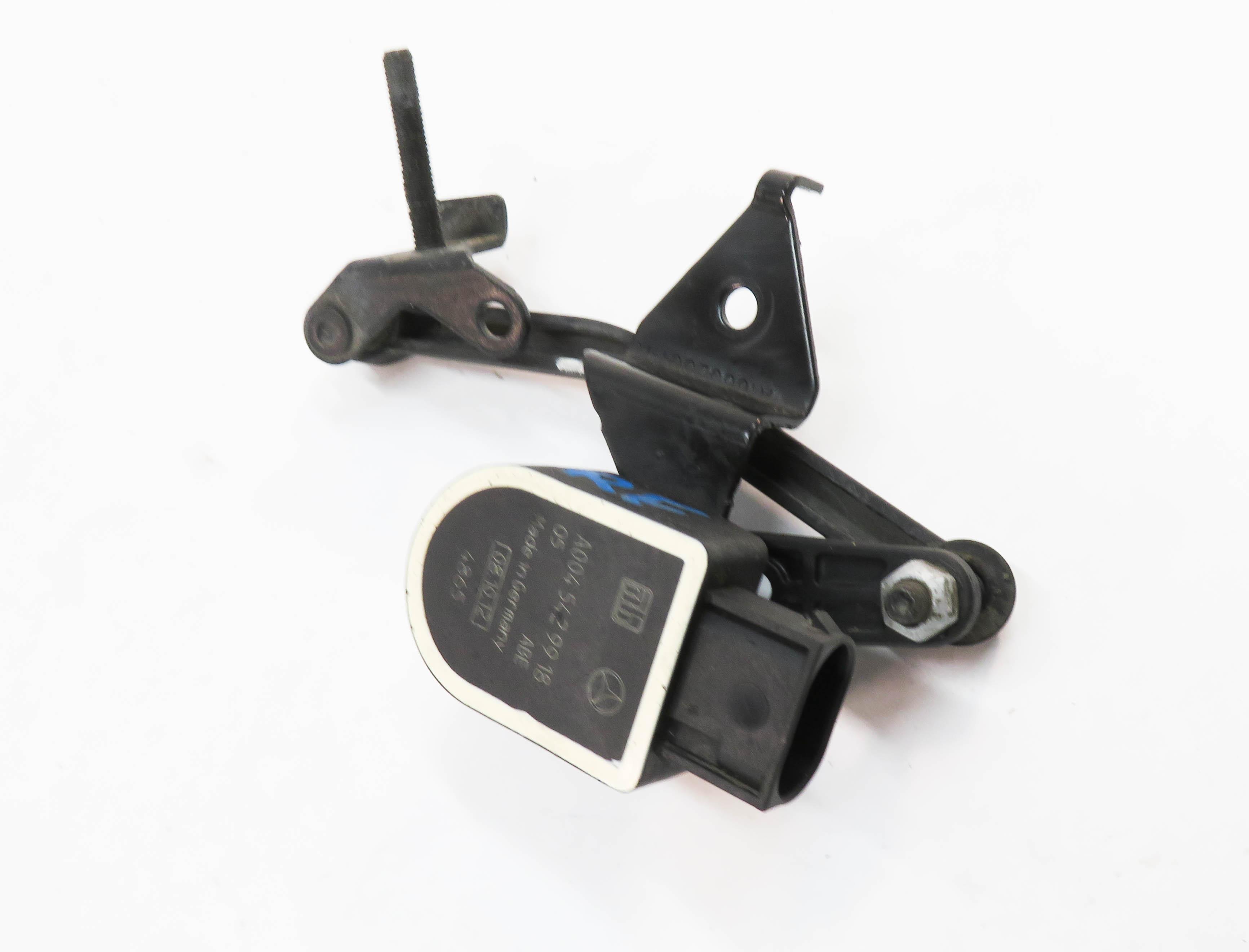 2013 MERCEDES GL450 (X166) RIGHT FRONT PASSENGER SUSPENSION HEIGHT LEVEL SENSOR — exact item pictured
