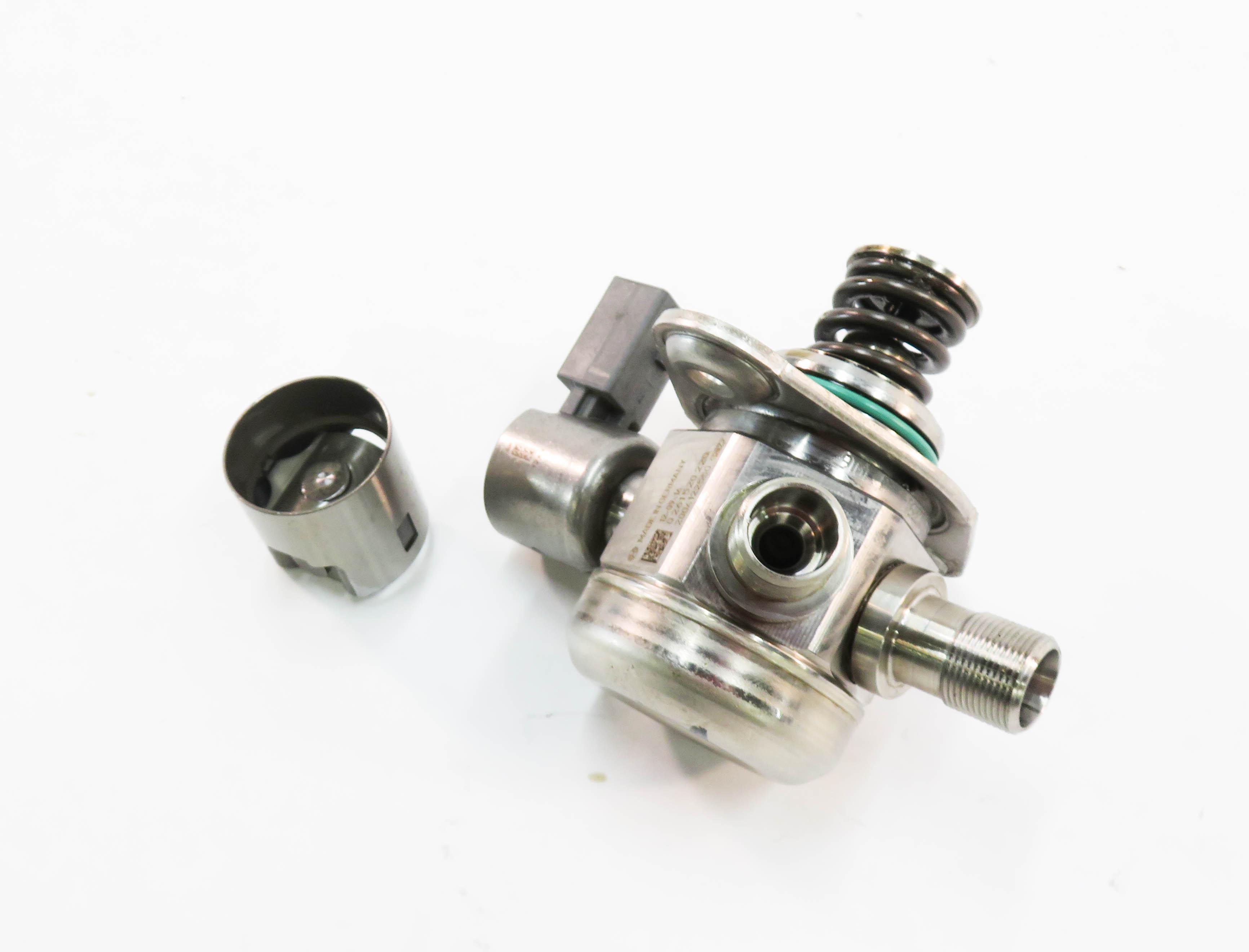 2011-2020 MERCEDES E500 E550 S600 SL450 SL550 GL550 - LEFT MECHANICAL FUEL PUMP — exact item pictured