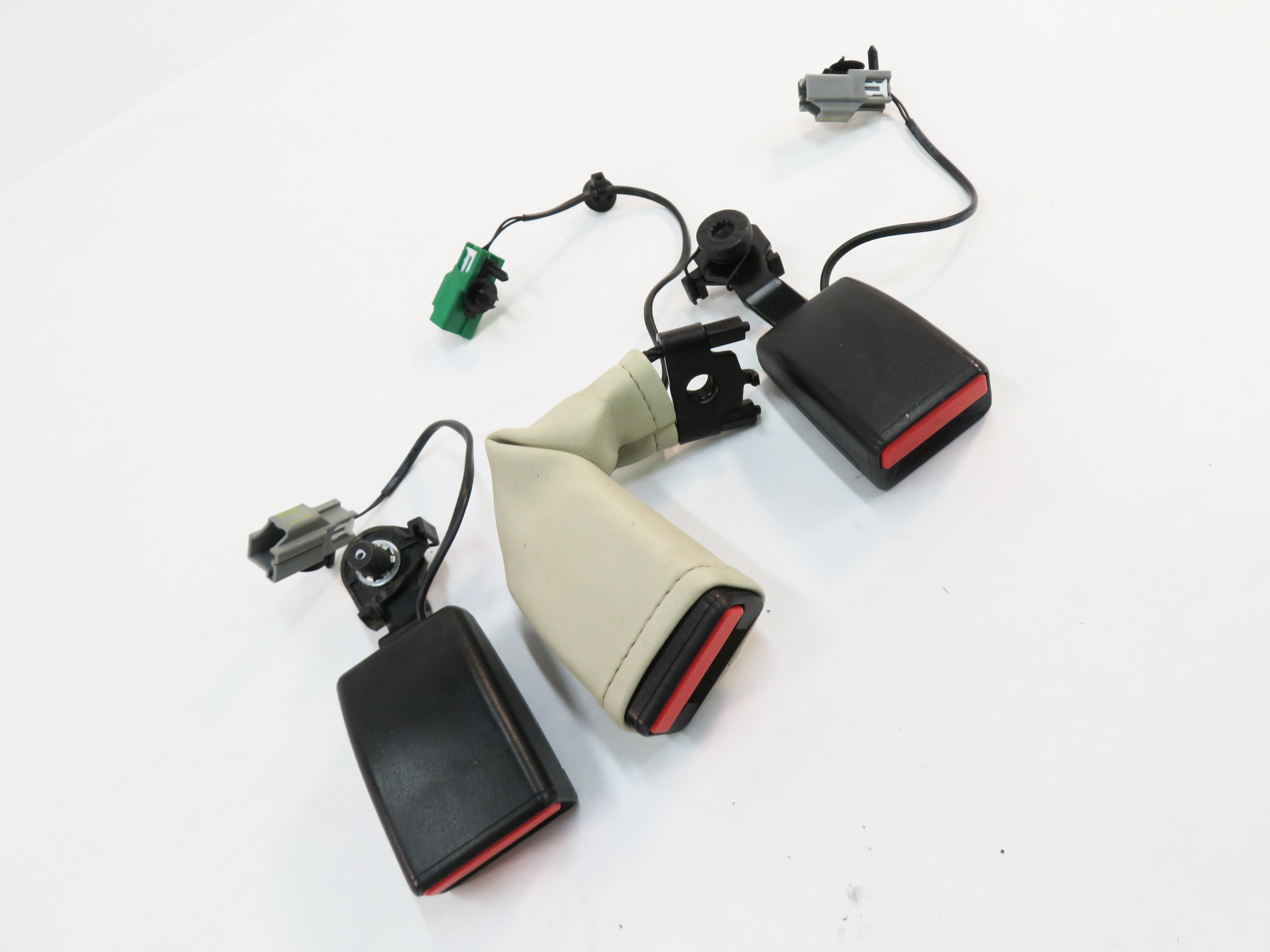2014 RANGE ROVER SPORT (L494) REAR 2nd SECOND ROW SEAT SEATBELT RECEIVER SET-3 — exact item pictured