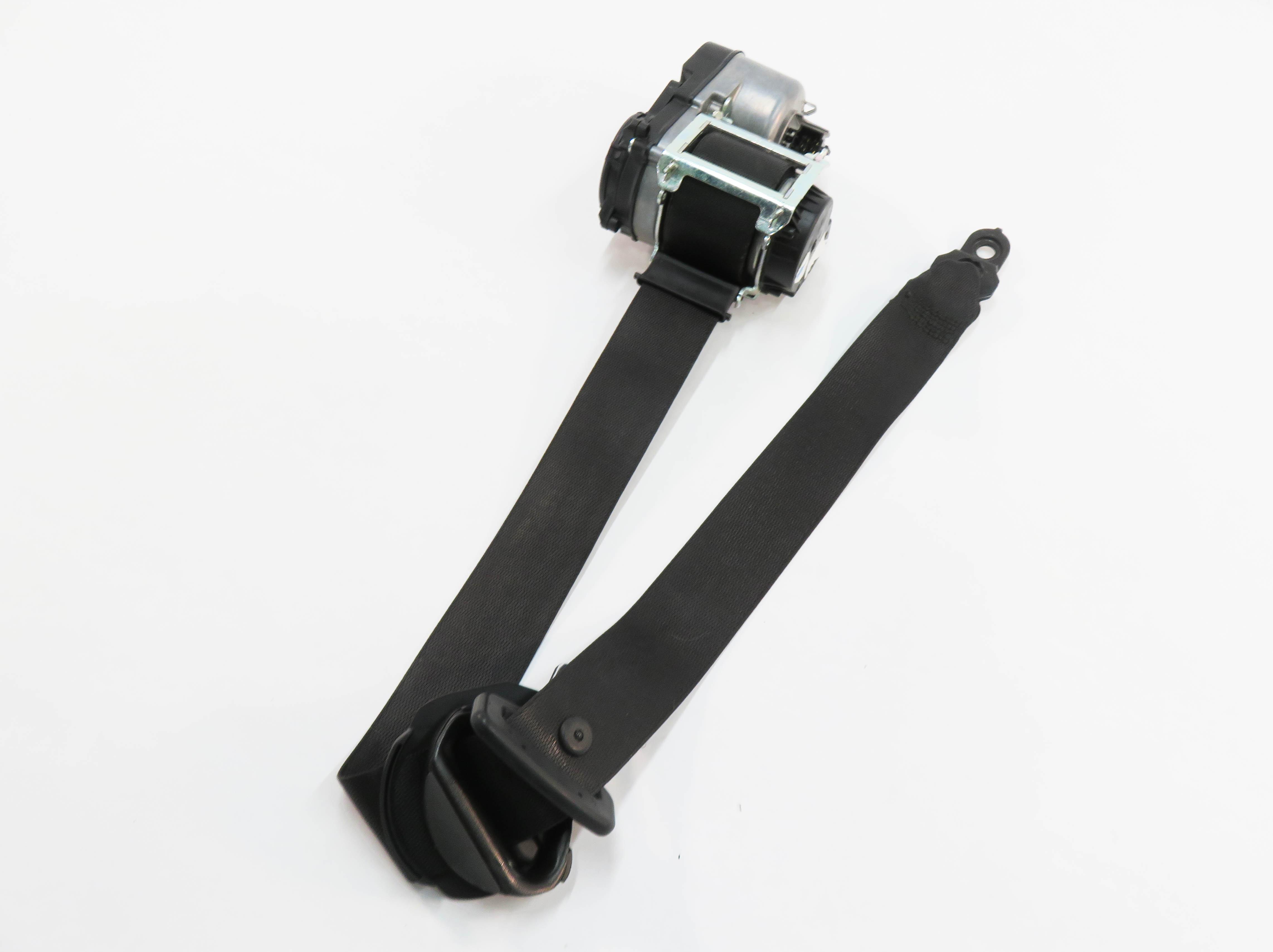 09 MERCEDES GL320 GL450 GL550 ML320 ML350 RIGHT FRONT SEATBELT RETRACTOR (BLACK) — exact item pictured