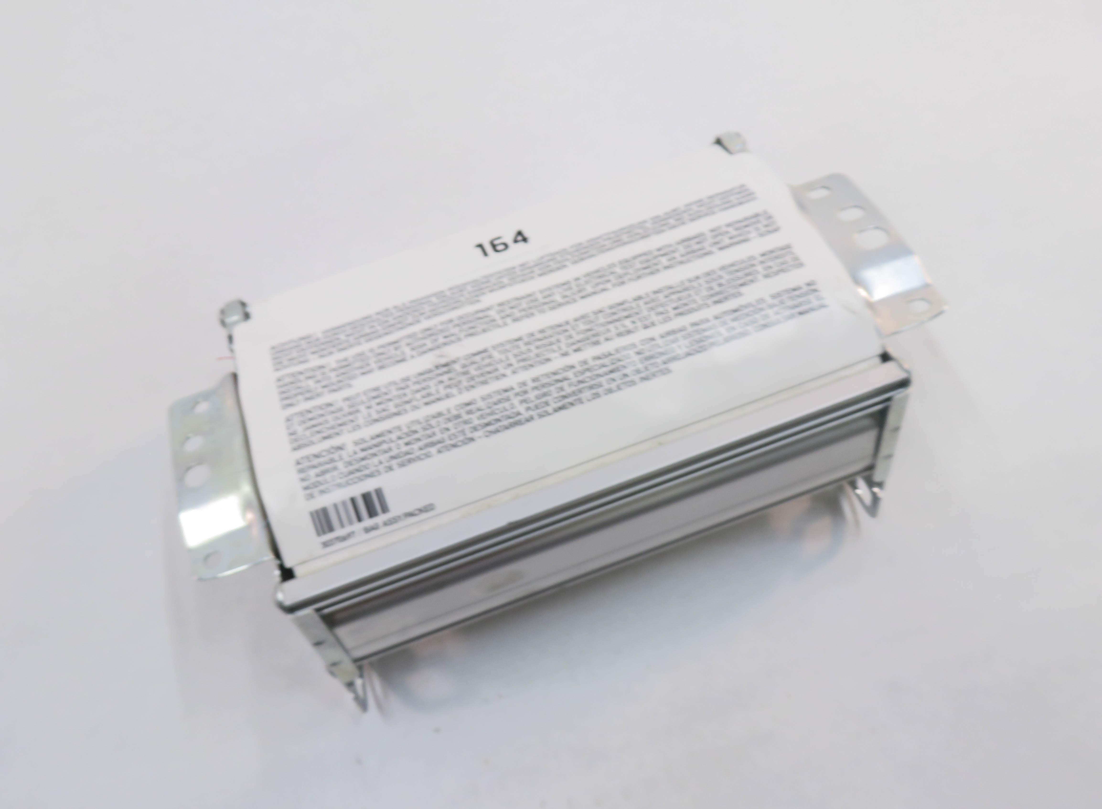 06-11 MERCEDES GL320 GL350 GL450 GL550 ML320 ML350 (X164 W164) PASSENGER AIRBAG — exact item pictured