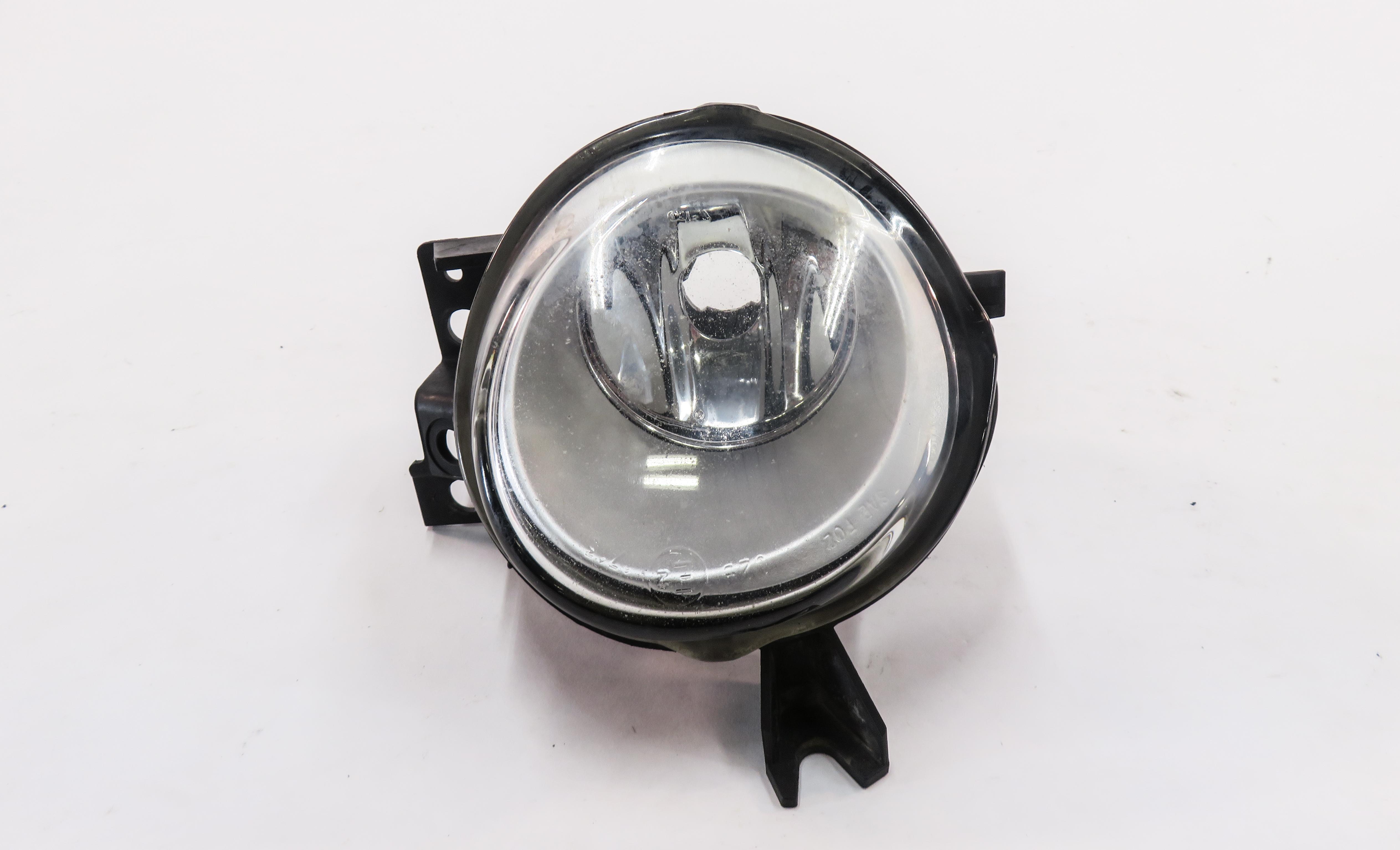 2008-2010 PORSCHE CAYENNE (957) RIGHT FRONT PASSENGER FOGLIGHT LIGHT LAMP — exact item pictured