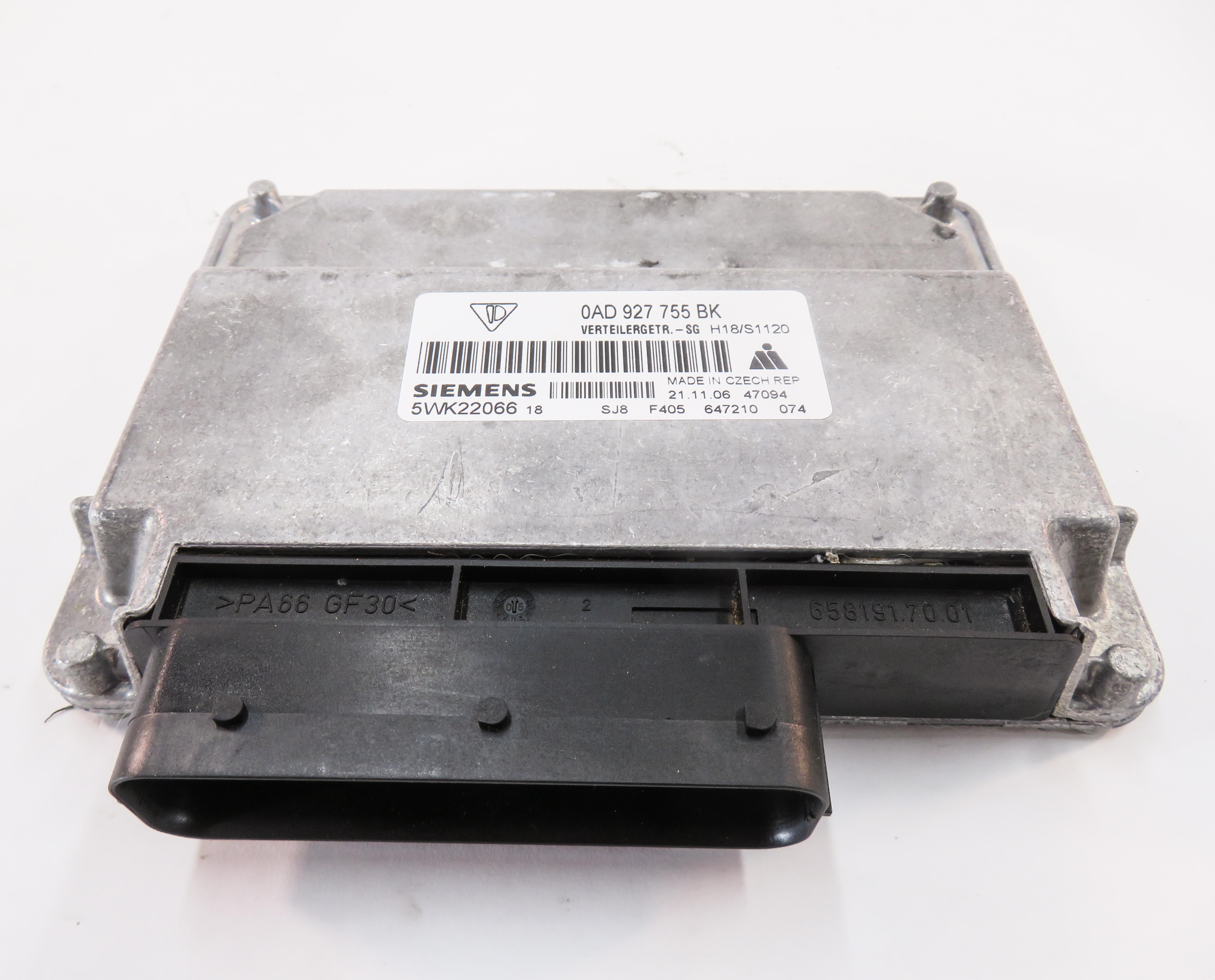 2008-2010 PORSCHE CAYENNE (957) A/T TRANSFER CASE CONTROL MODULE COMPUTER — exact item pictured