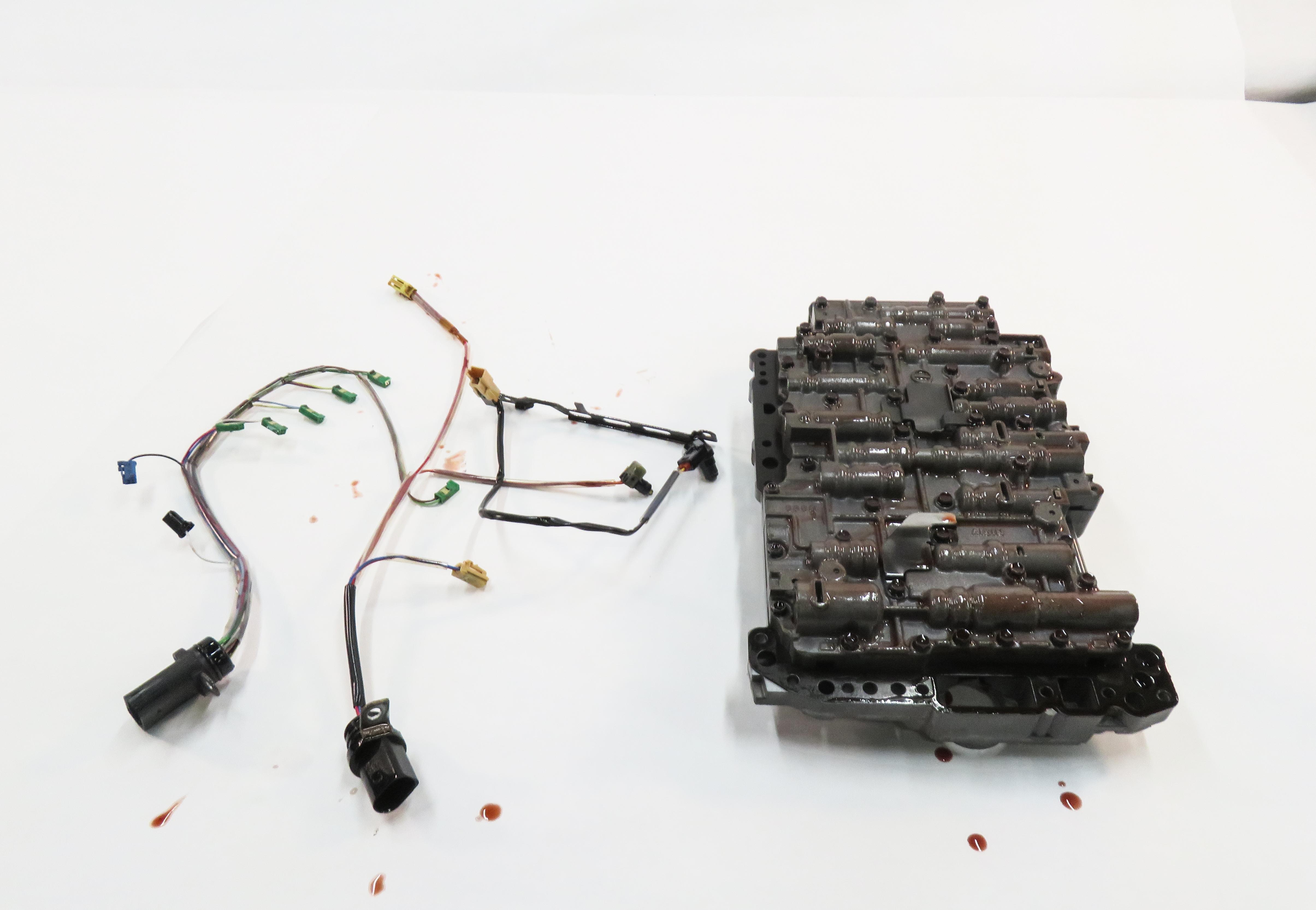 2008-2010 PORSCHE CAYENNE (957) 4.8L TURBO - AUTOMATIC TRANSMISSION VALVE BODY — exact item pictured