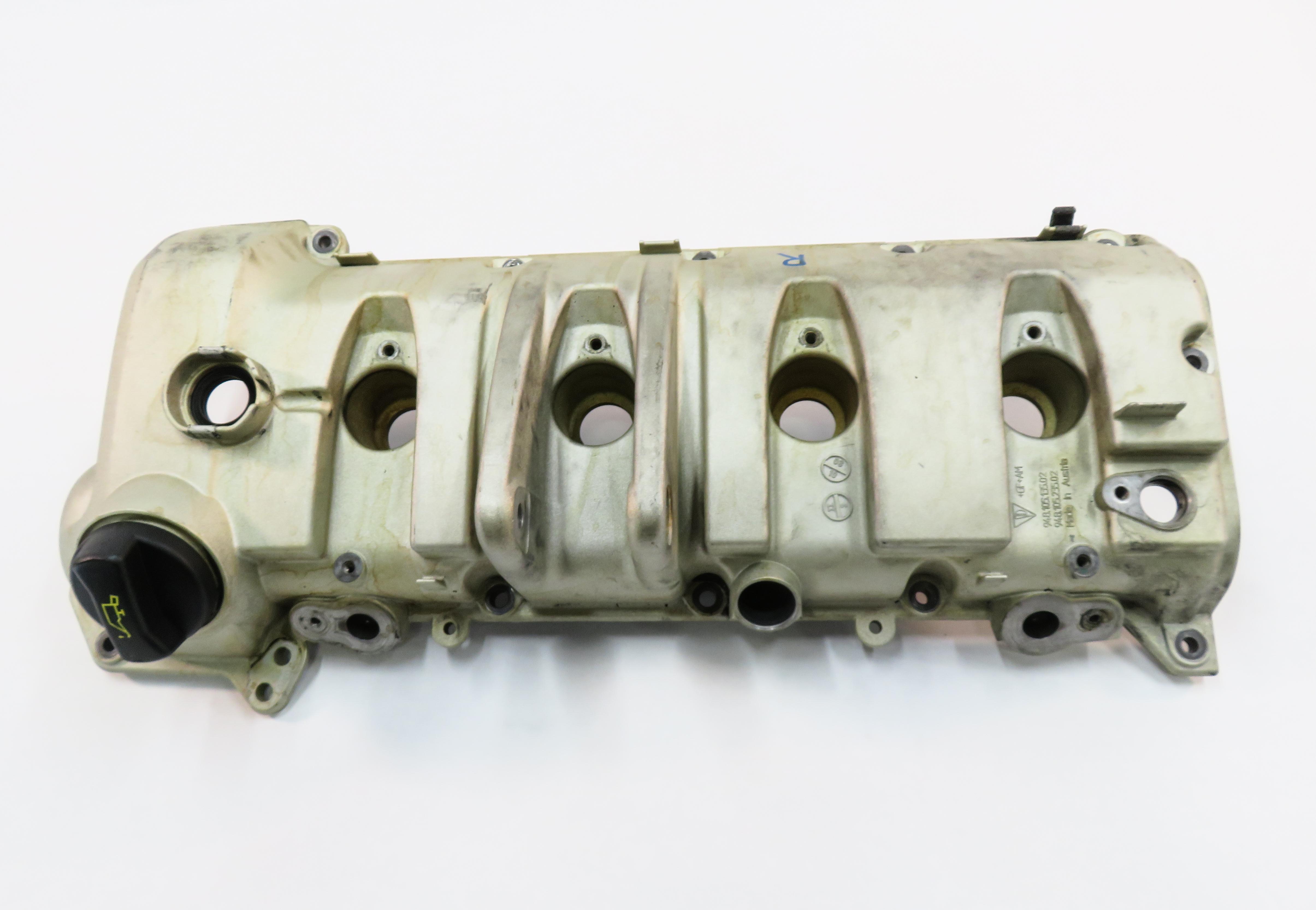 2008-2009 PORSCHE CAYENNE (957) 4.8L TWIN TURBO ENGINE - RIGHT VALVE COVER — exact item pictured