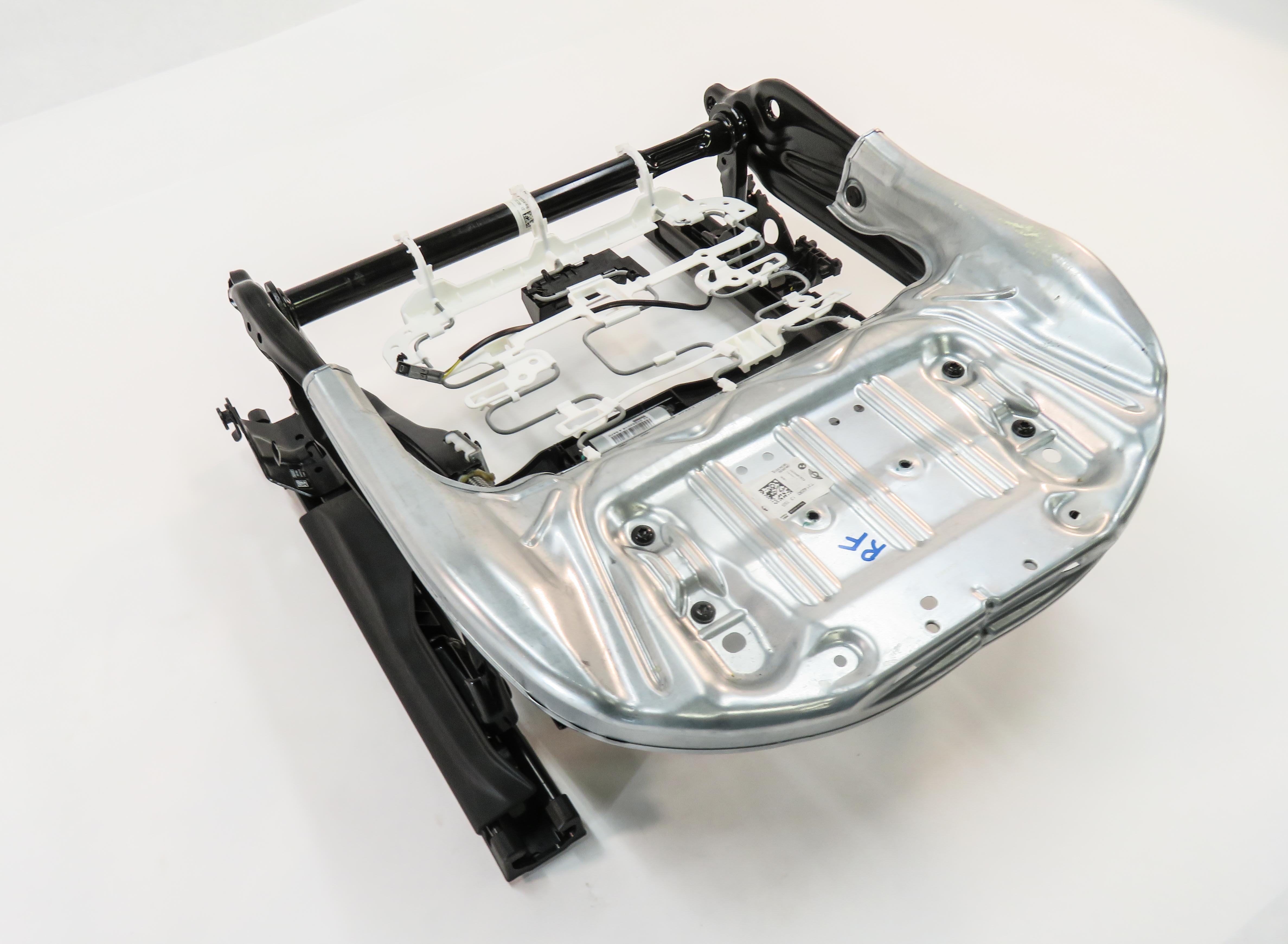 2016-2019 BMW X1 (F48) RIGHT FRONT PASSENGER SPORT SEAT TRACK w/ MOTORS — exact item pictured