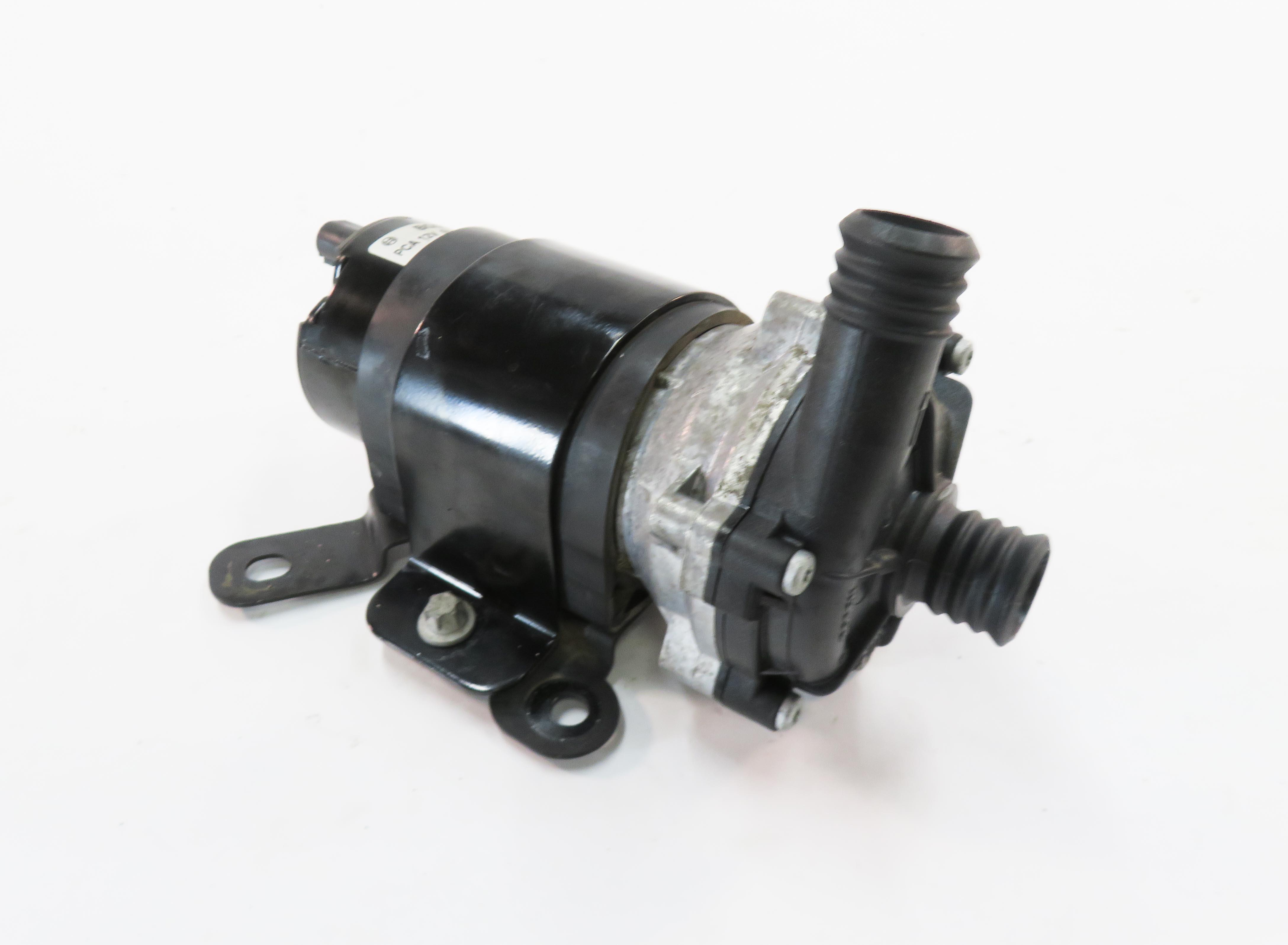2016 MERCEDES GL450 (X166) 3.0L TURBO M276 ENGINE - AUX AUXILIARY WATER PUMP — exact item pictured