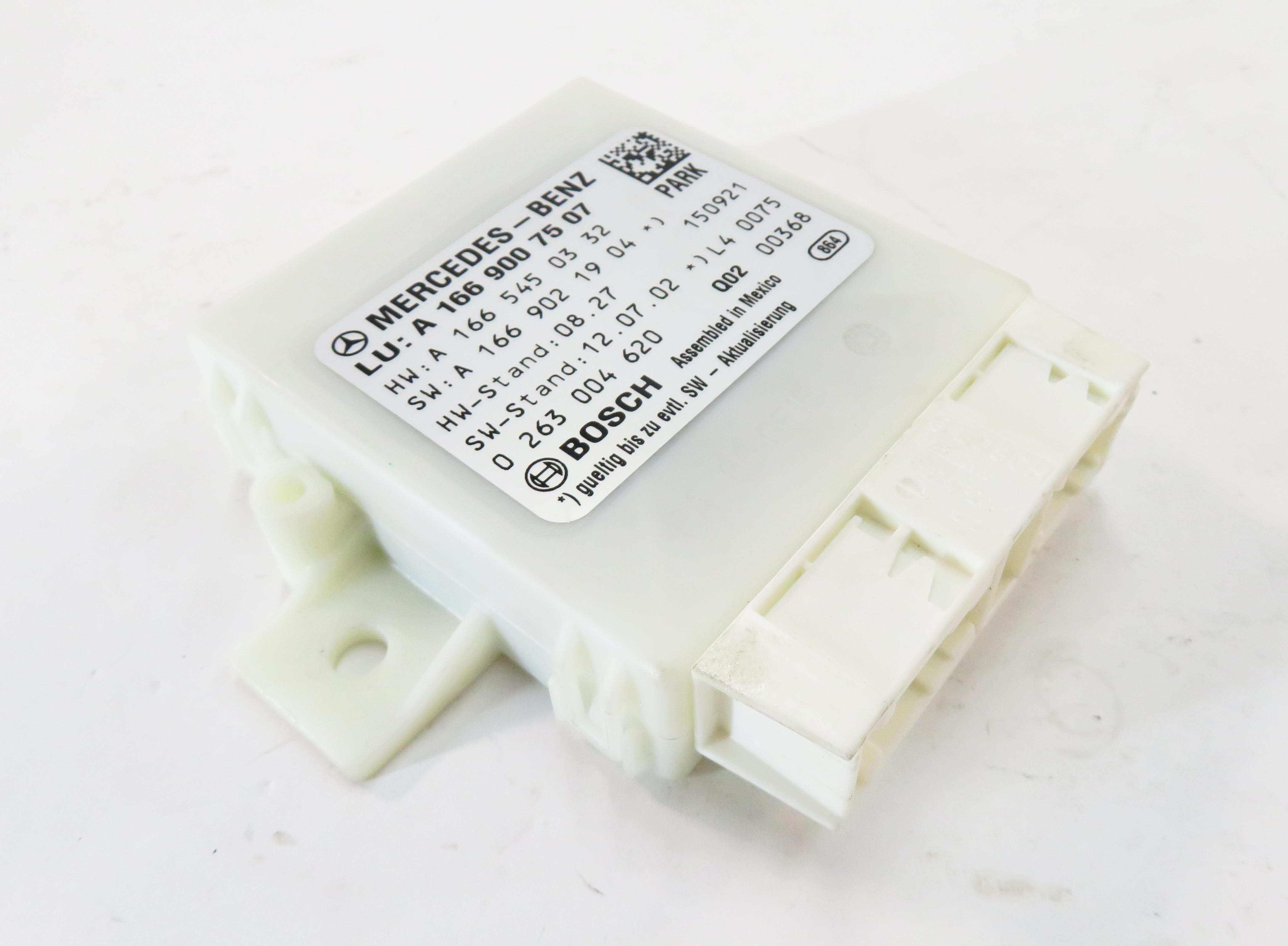 2013-2016 MERCEDES GL340 GL450 GL550 ML350 ML550 (W166 X166) PDC CONTROL MODULE — exact item pictured