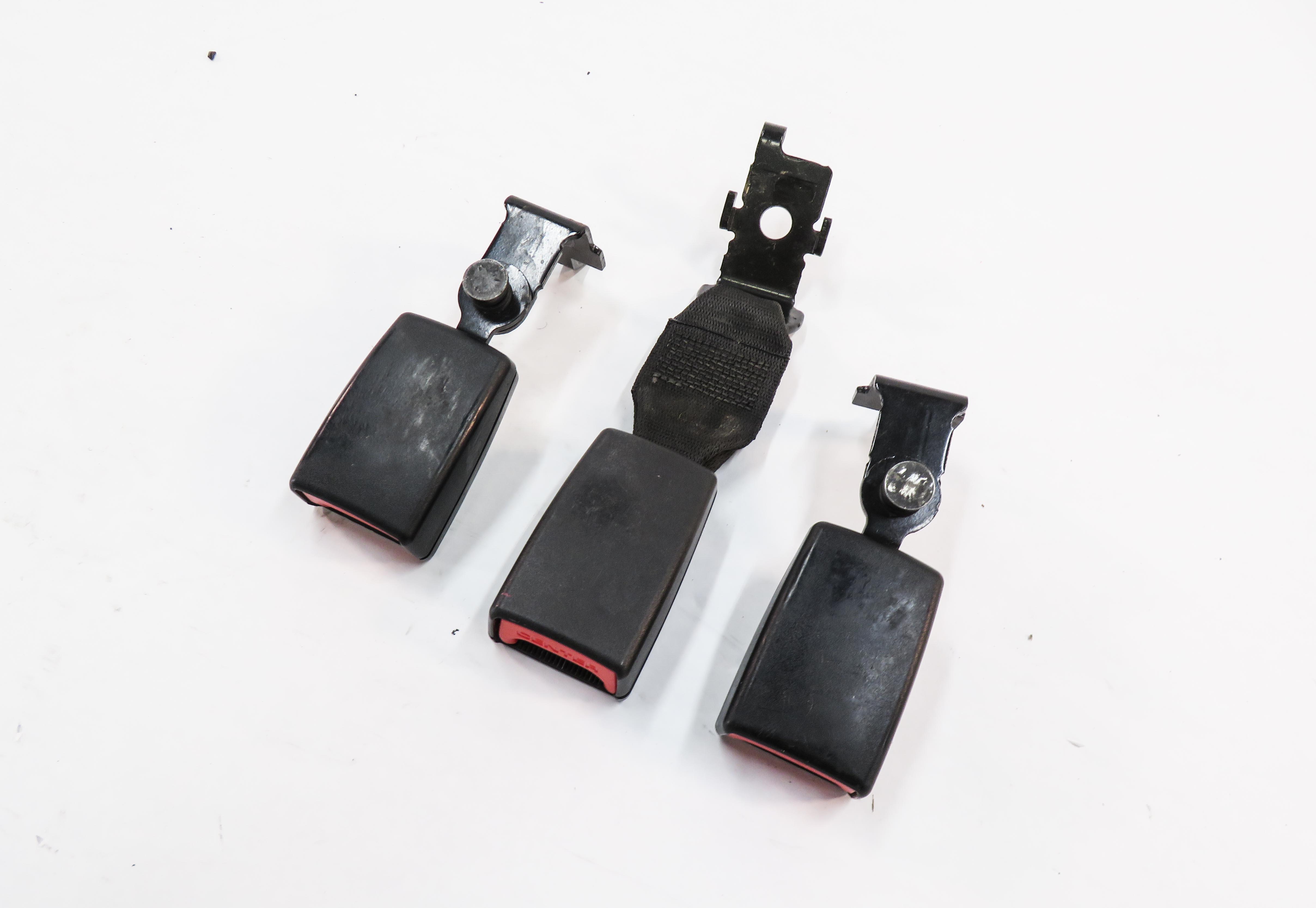 2011 BMW X5 (E70) REAR 2nd SECOND ROW SEAT SEATBELT BUCKLE RECEIVER SET-3 — exact item pictured