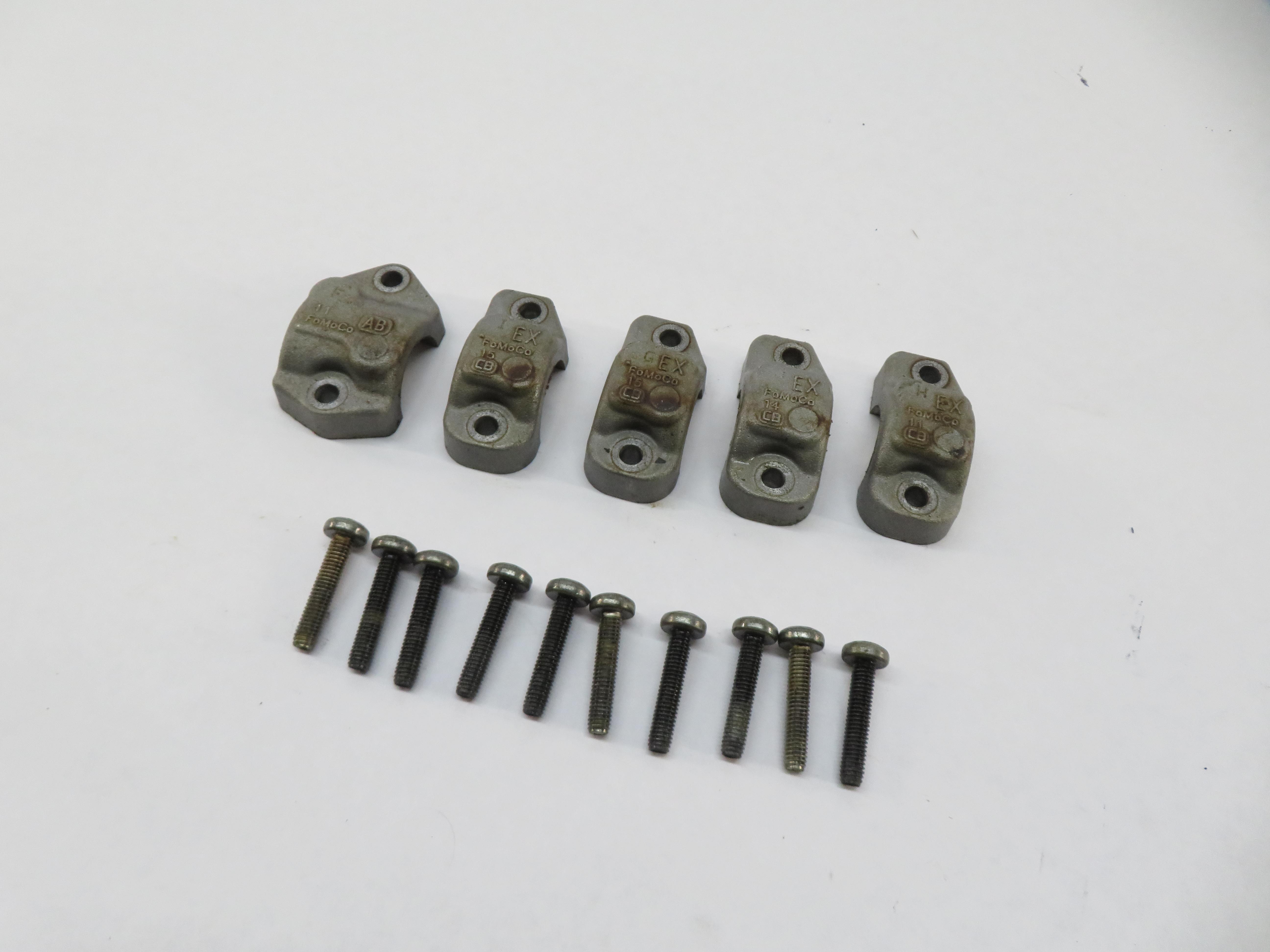 10-13 LR4 RANGE ROVER SPORT (L320 L322) 5.0L EXHAUST CAMSHAFT BEARING CAP SET — exact item pictured