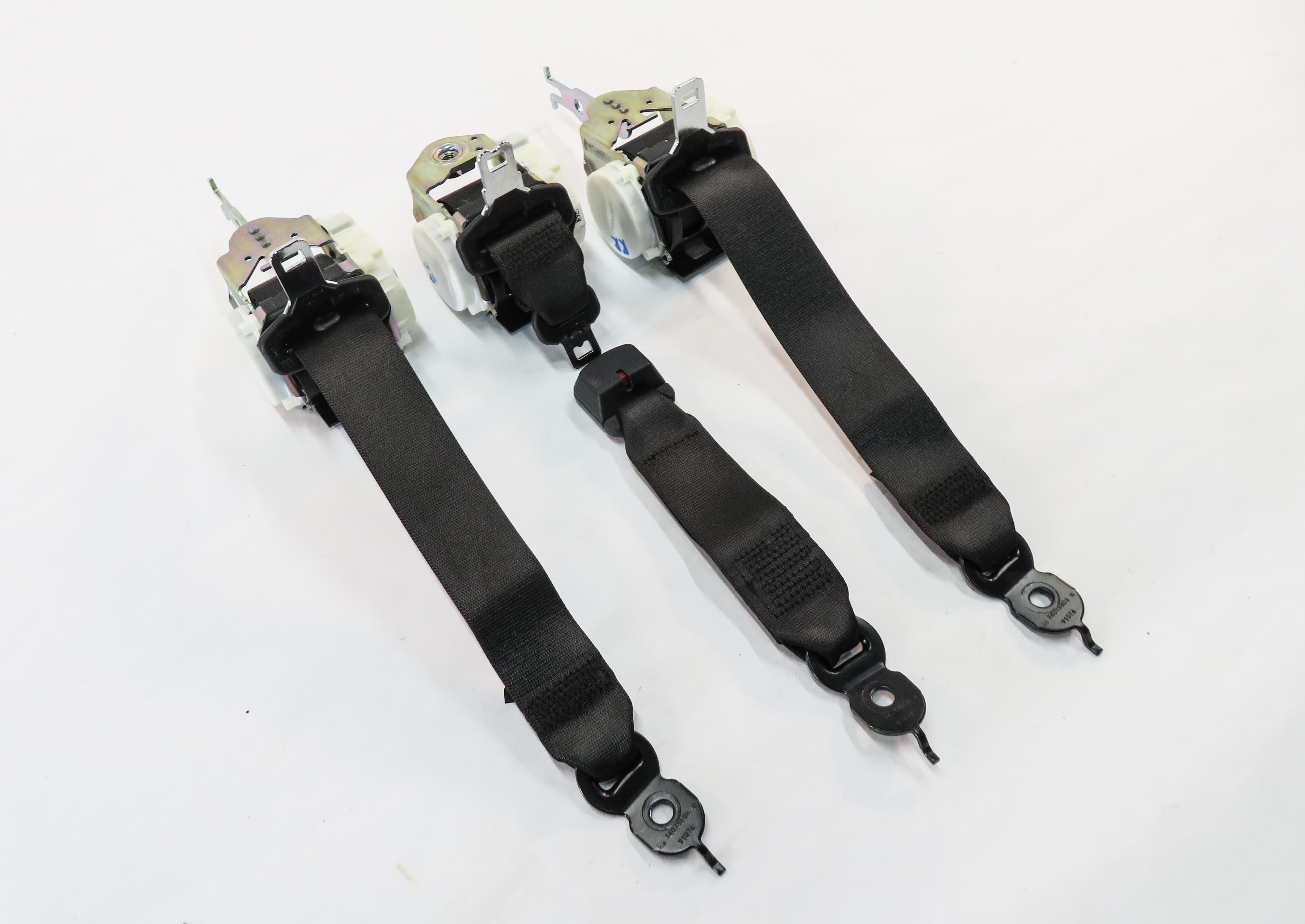 2015 BMW 535i (F10) REAR SEAT SEATBELT RETRACTOR SET-3 (BLACK) — exact item pictured