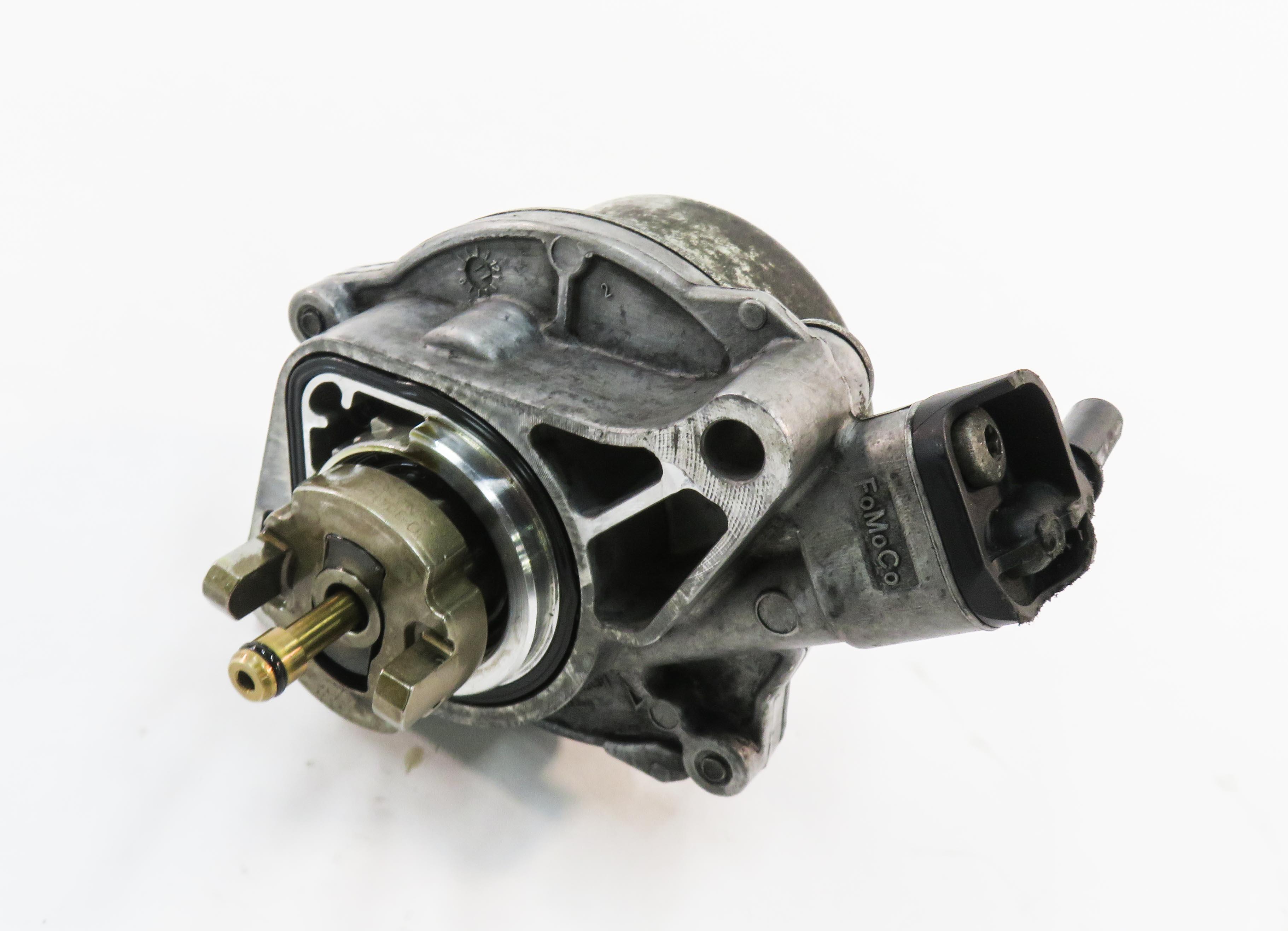 2010-2019 RANGE ROVER SPORT LR4 JAGUAR XE XF XK - 3.0L / 5.0L BRAKE VACUUM PUMP — exact item pictured