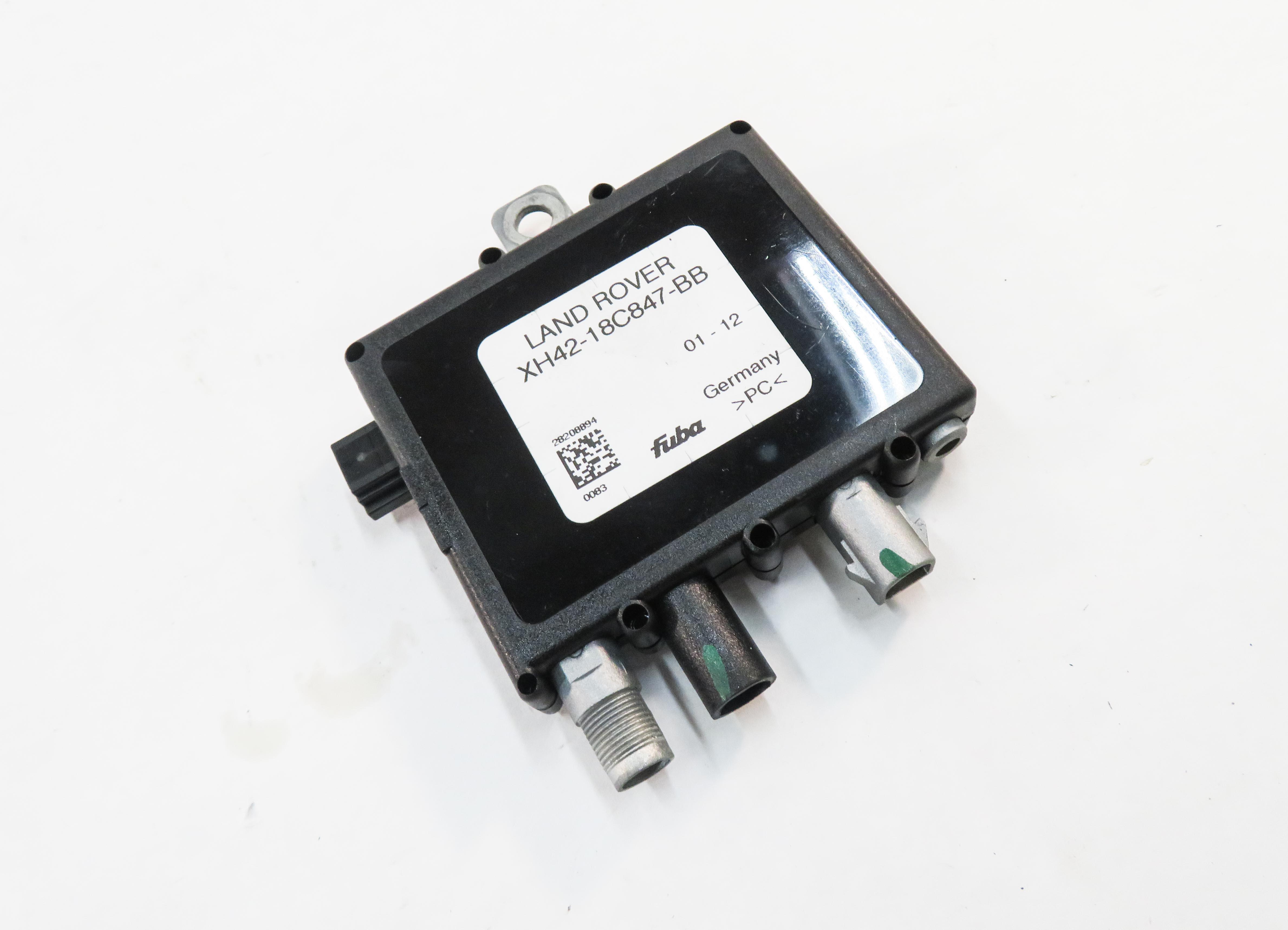 2012 RANGE ROVER (L322) ANTENNA AMP AMPLIFIER CIRCUIT MODULE — exact item pictured