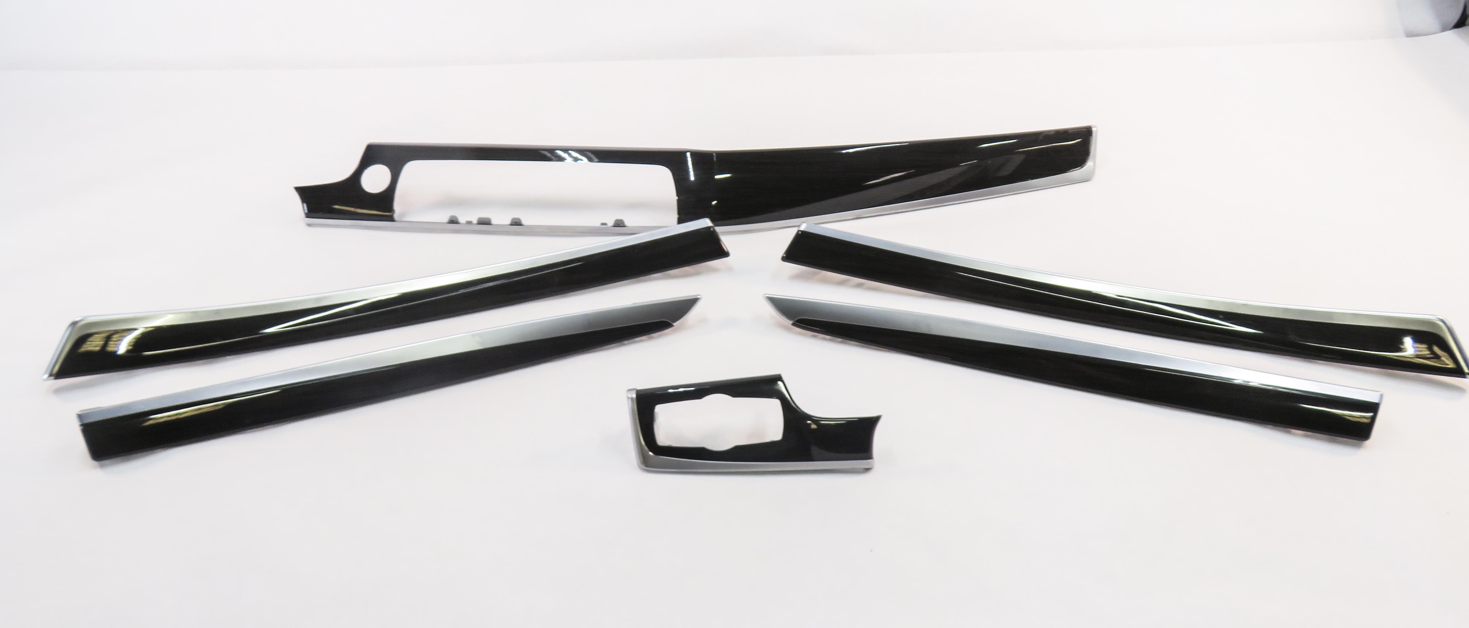 2012 BMW 550i (F10) DASH DOOR CONSOLE WOOD GRAIN TRIM PANEL SET (FINELINE WOOD) — exact item pictured